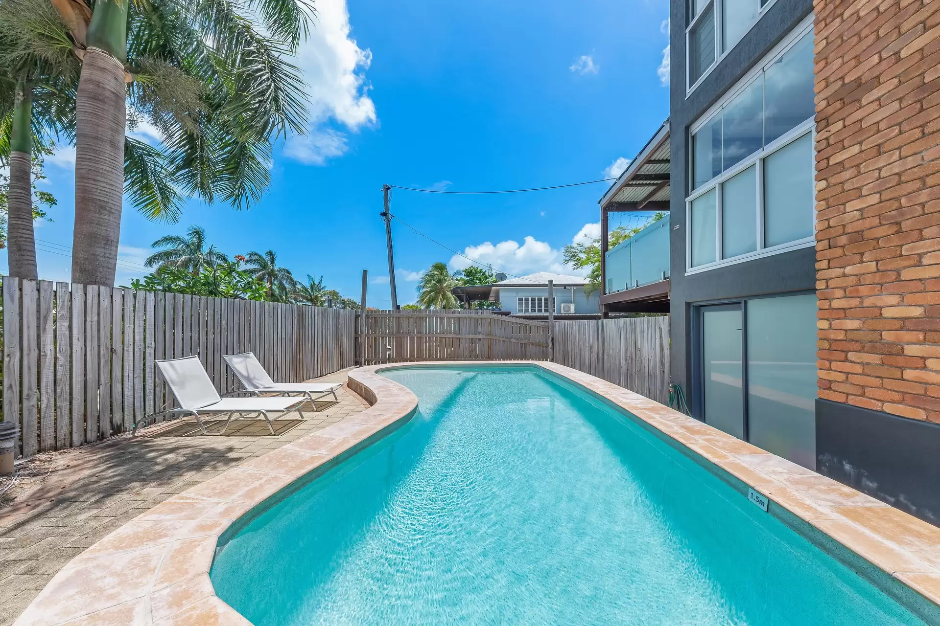 2/3 Beach Road, Cannonvale Sold by Queensland Sotheby's International Realty - image 1