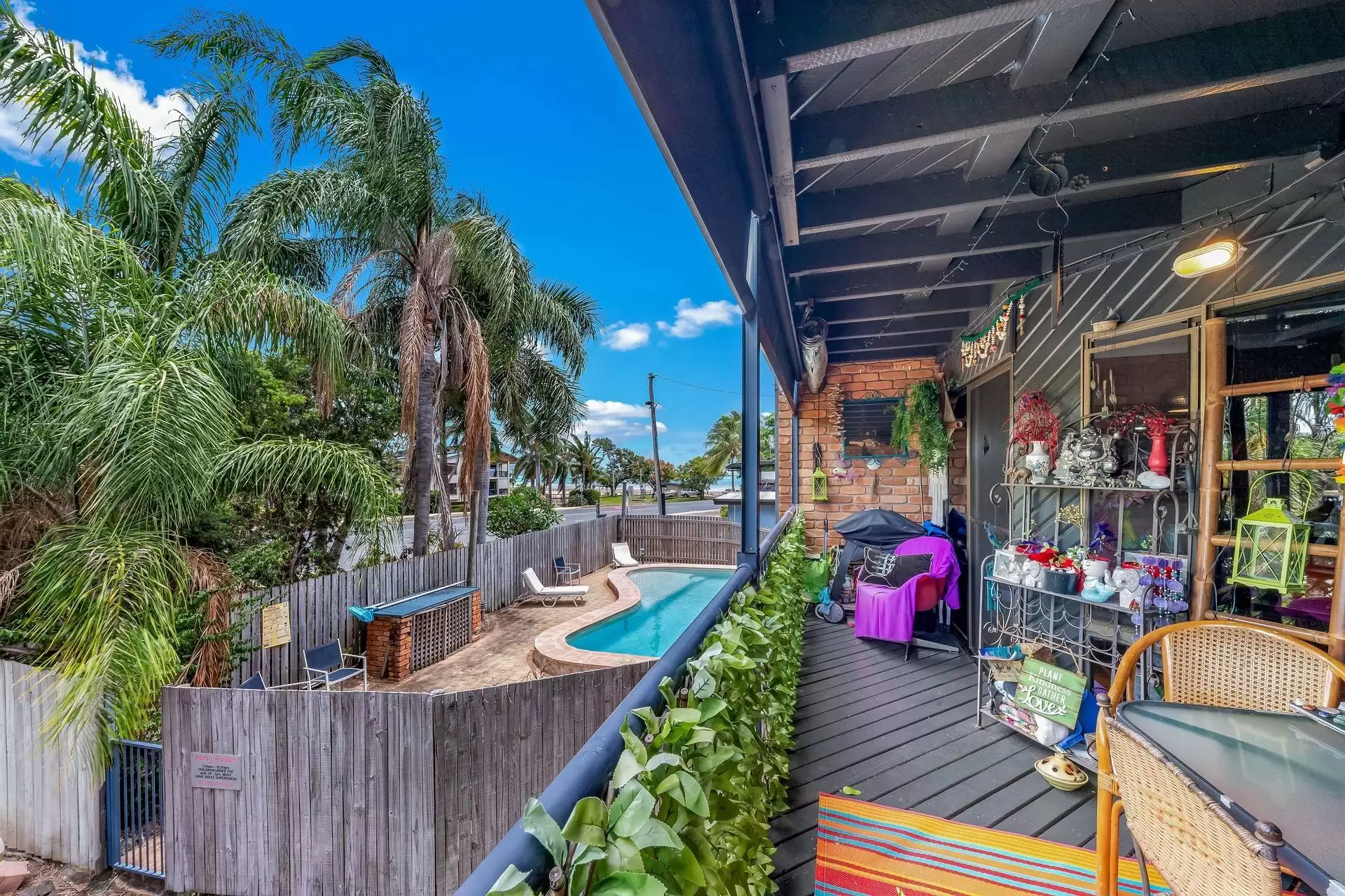 2/3 Beach Road, Cannonvale Sold by Queensland Sotheby's International Realty - image 1