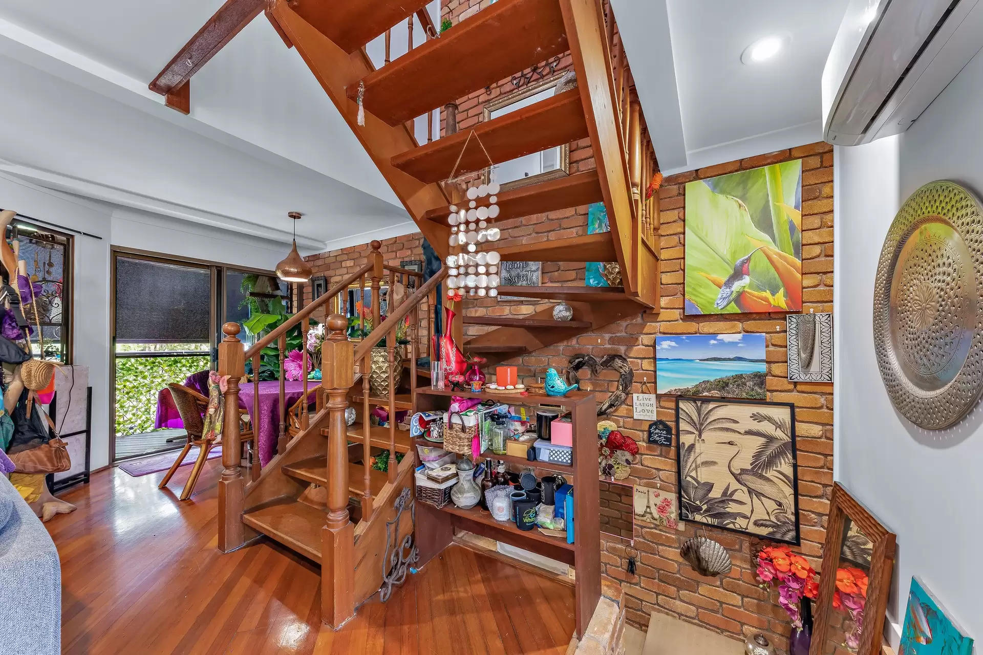2/3 Beach Road, Cannonvale Sold by Queensland Sotheby's International Realty - image 1