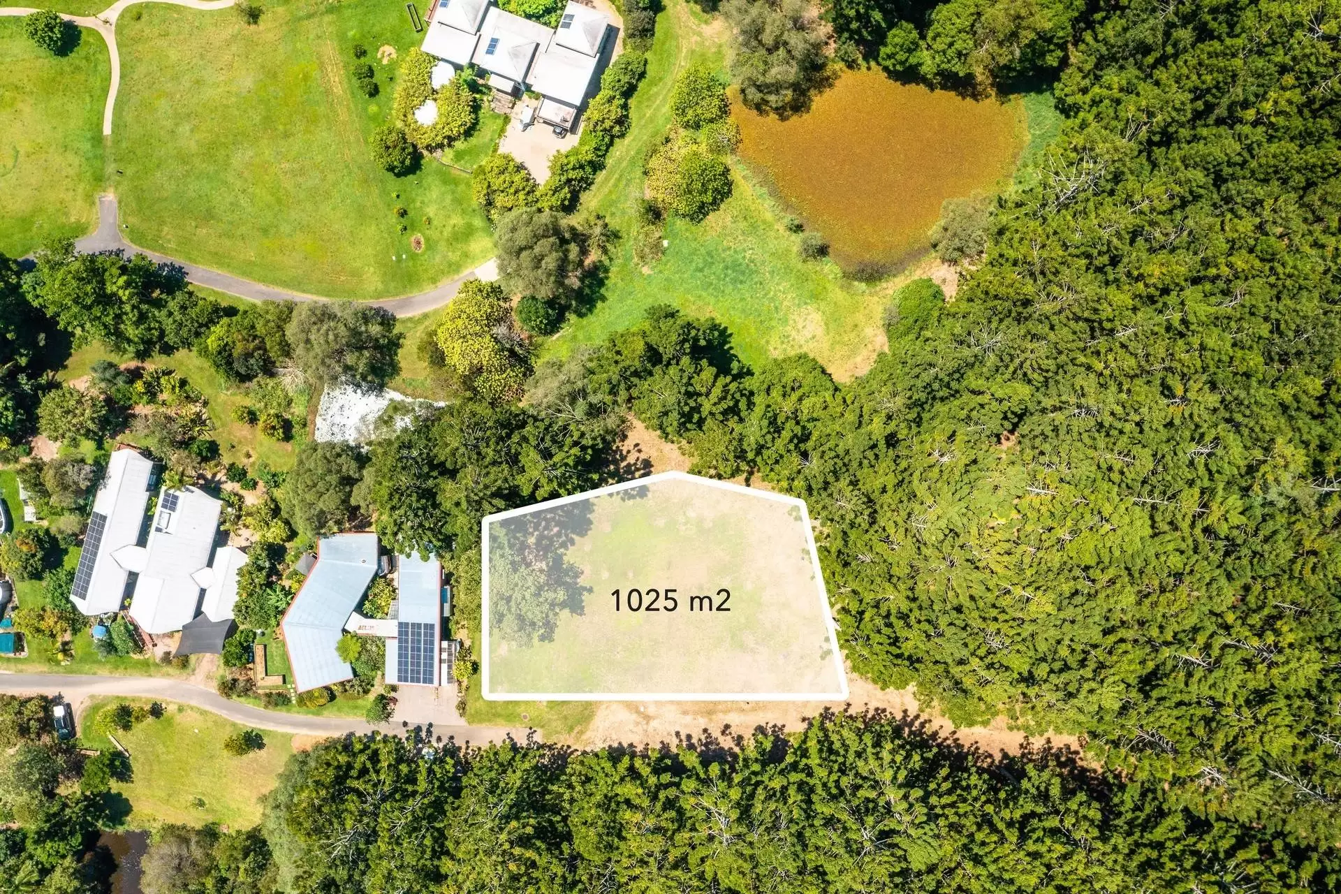 8 Mumdjin Court, Currumbin Valley Sold by Queensland Sotheby's International Realty - image 1
