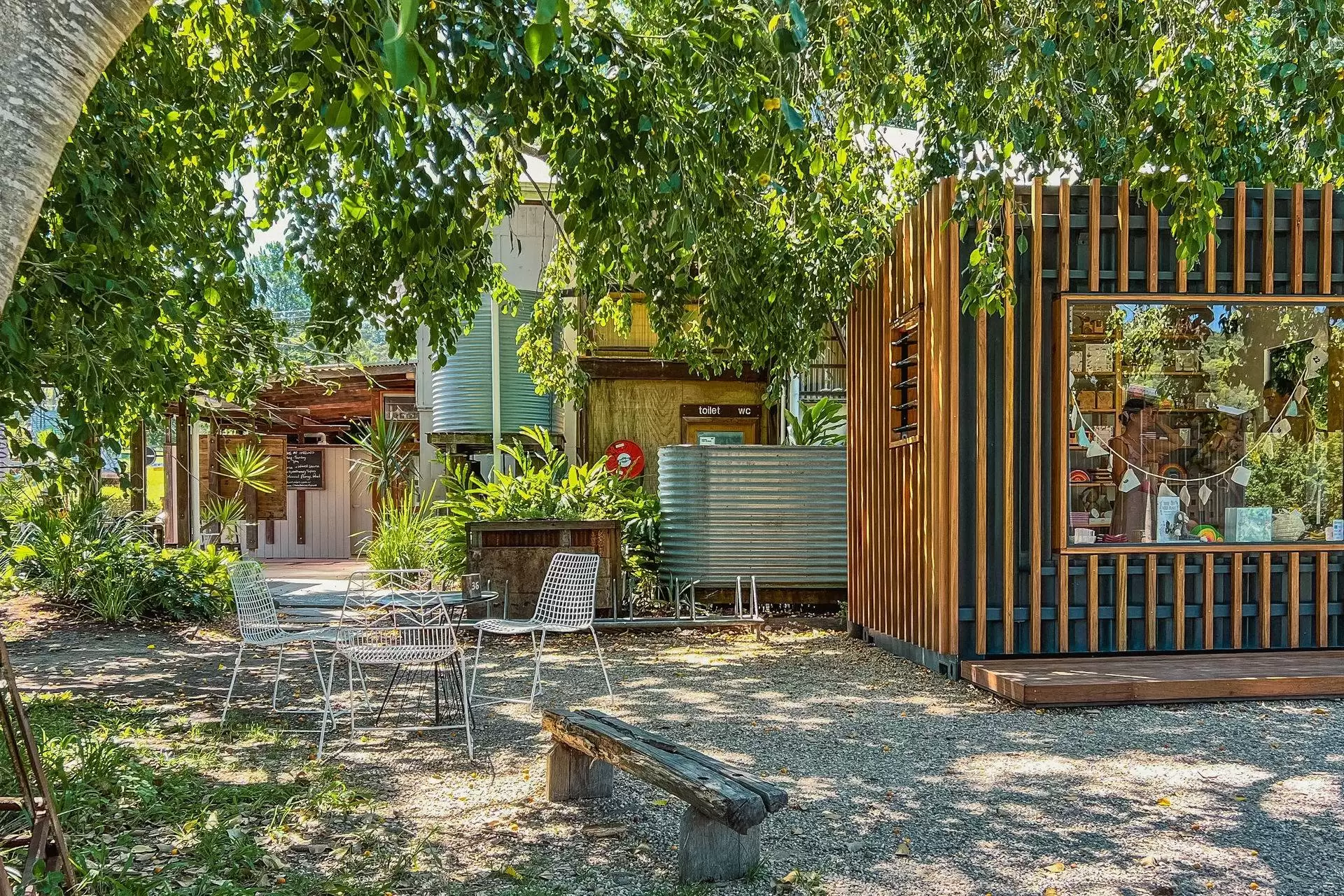 8 Mumdjin Court, Currumbin Valley Sold by Queensland Sotheby's International Realty - image 1