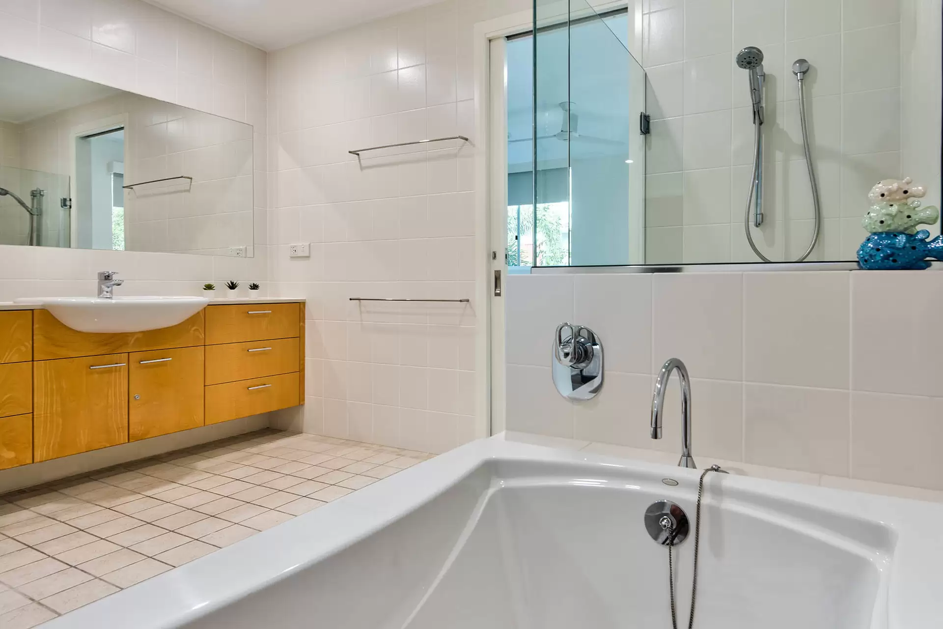 Pavillions 8, 1 Airport Drive, Hamilton Island For Sale by Queensland Sotheby's International Realty - image 1