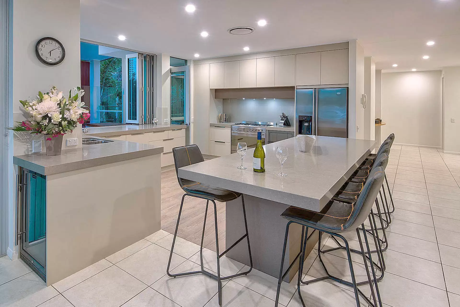 8/1 Airport Drive, Hamilton Island For Sale by  - image 1