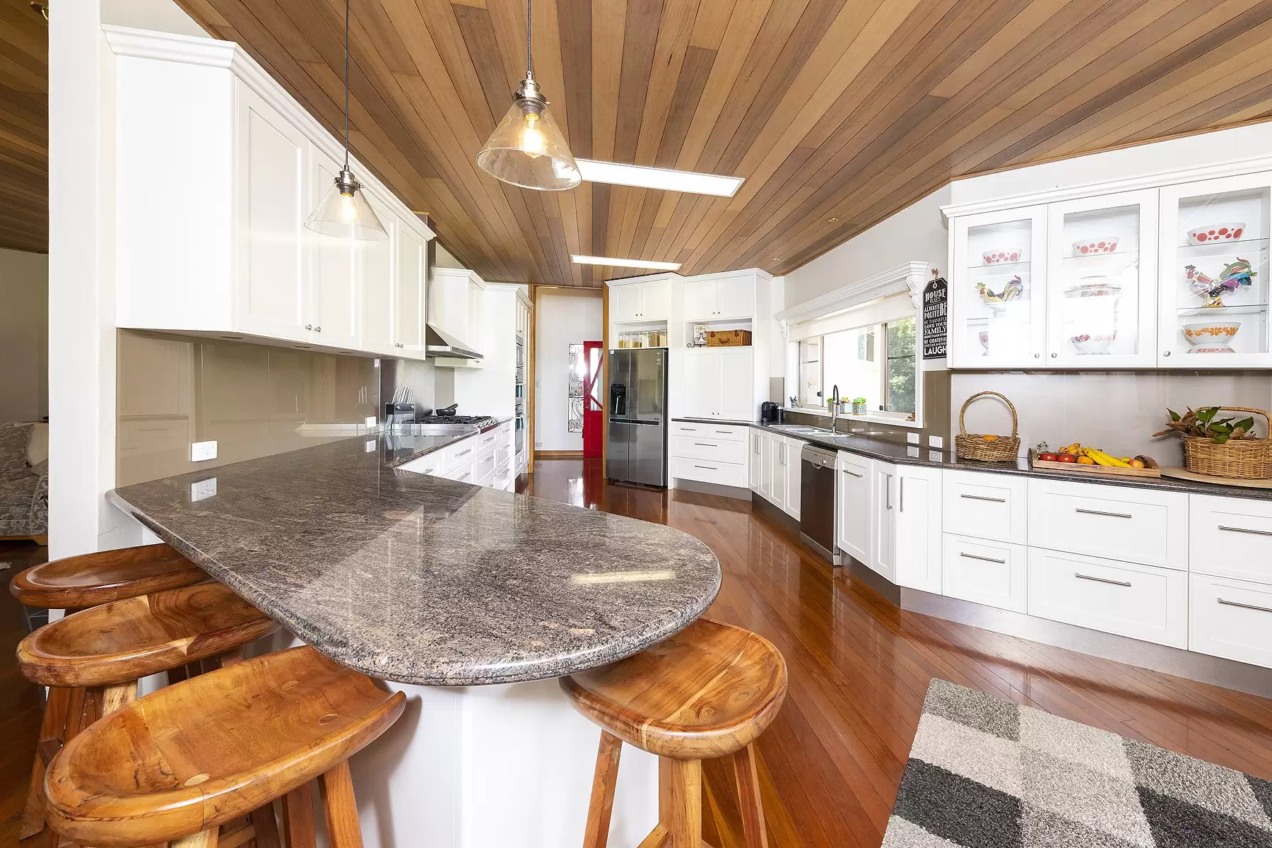 10 Thomas Place, Pacific Palms Sold by Queensland Sotheby's International Realty - image 1