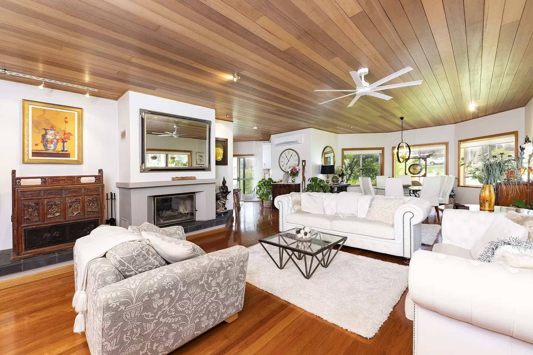 10 Thomas Place, Pacific Palms Sold by Queensland Sotheby's International Realty - image 1