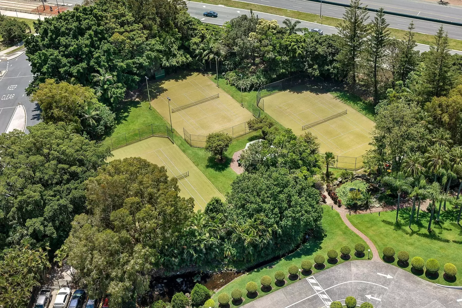 136/8 Admiralty Drive, Paradise Waters Sold by Queensland Sotheby's International Realty - image 1