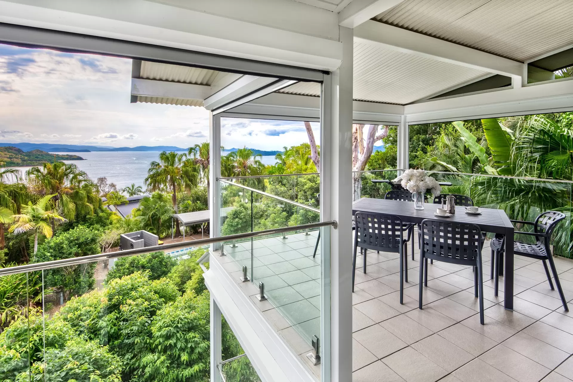 15/5 Banksia Court, Hamilton Island Sold by Queensland Sotheby's International Realty - image 1