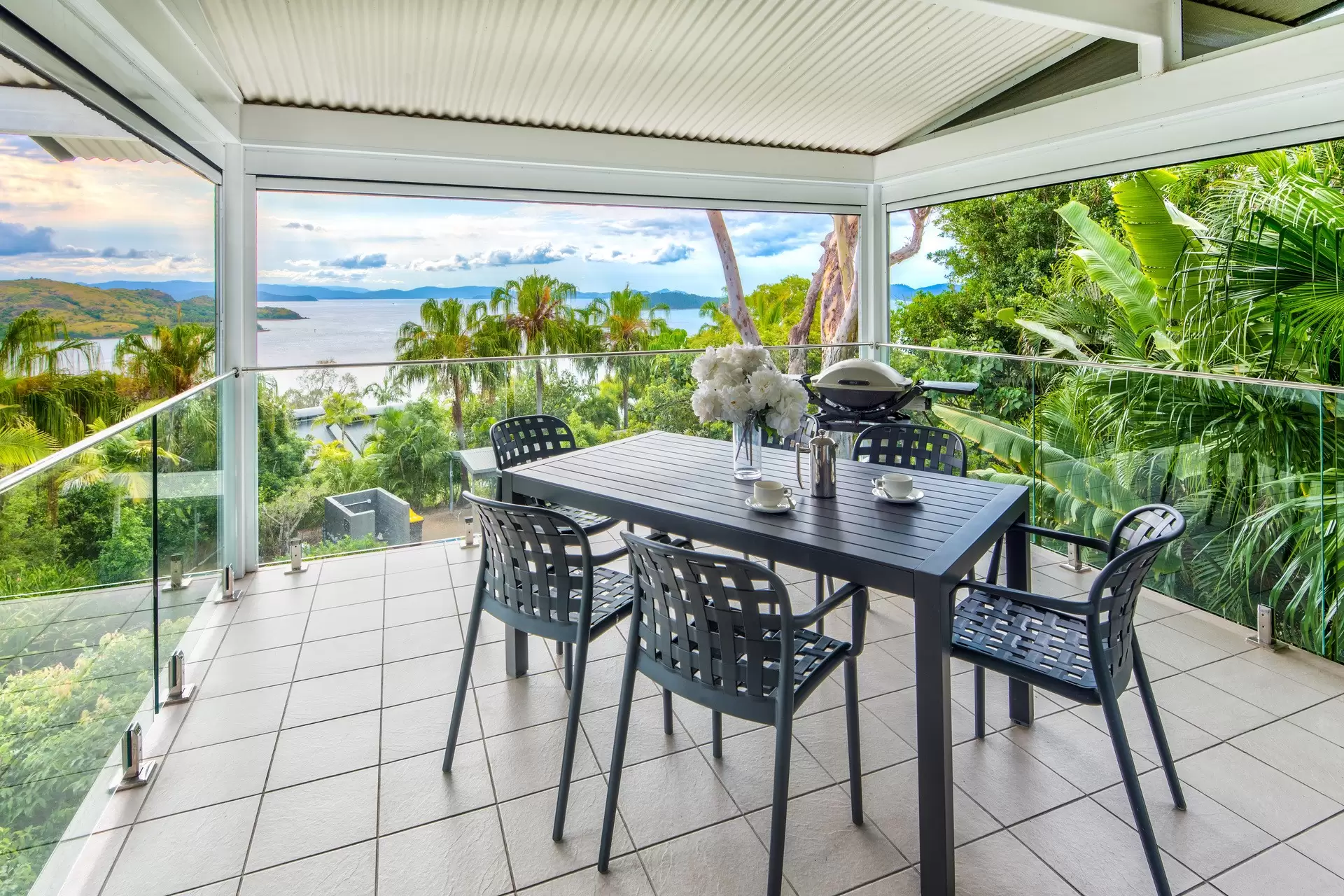 15/5 Banksia Court, Hamilton Island Sold by Queensland Sotheby's International Realty - image 1