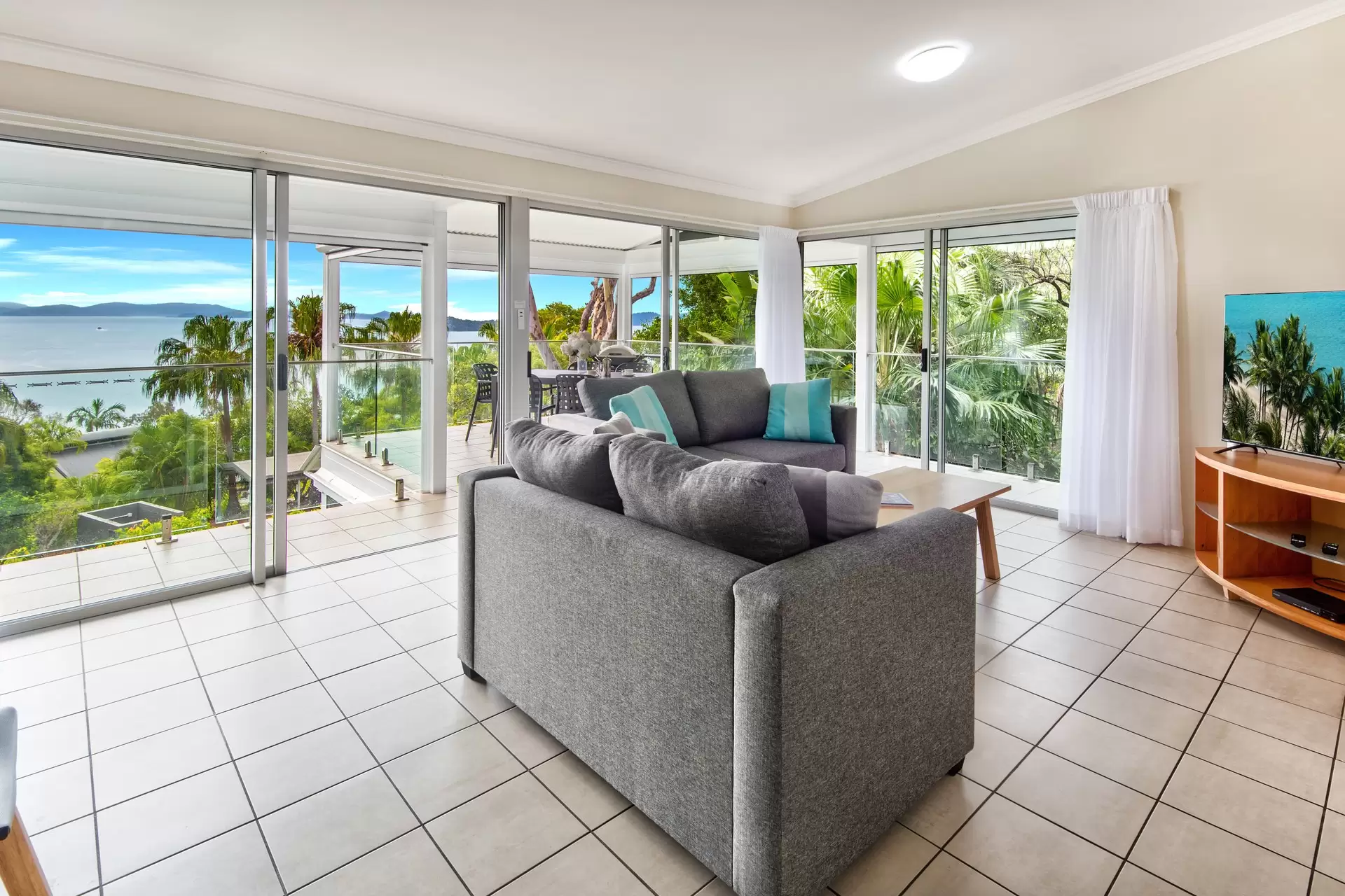 15/5 Banksia Court, Hamilton Island Sold by Queensland Sotheby's International Realty - image 1