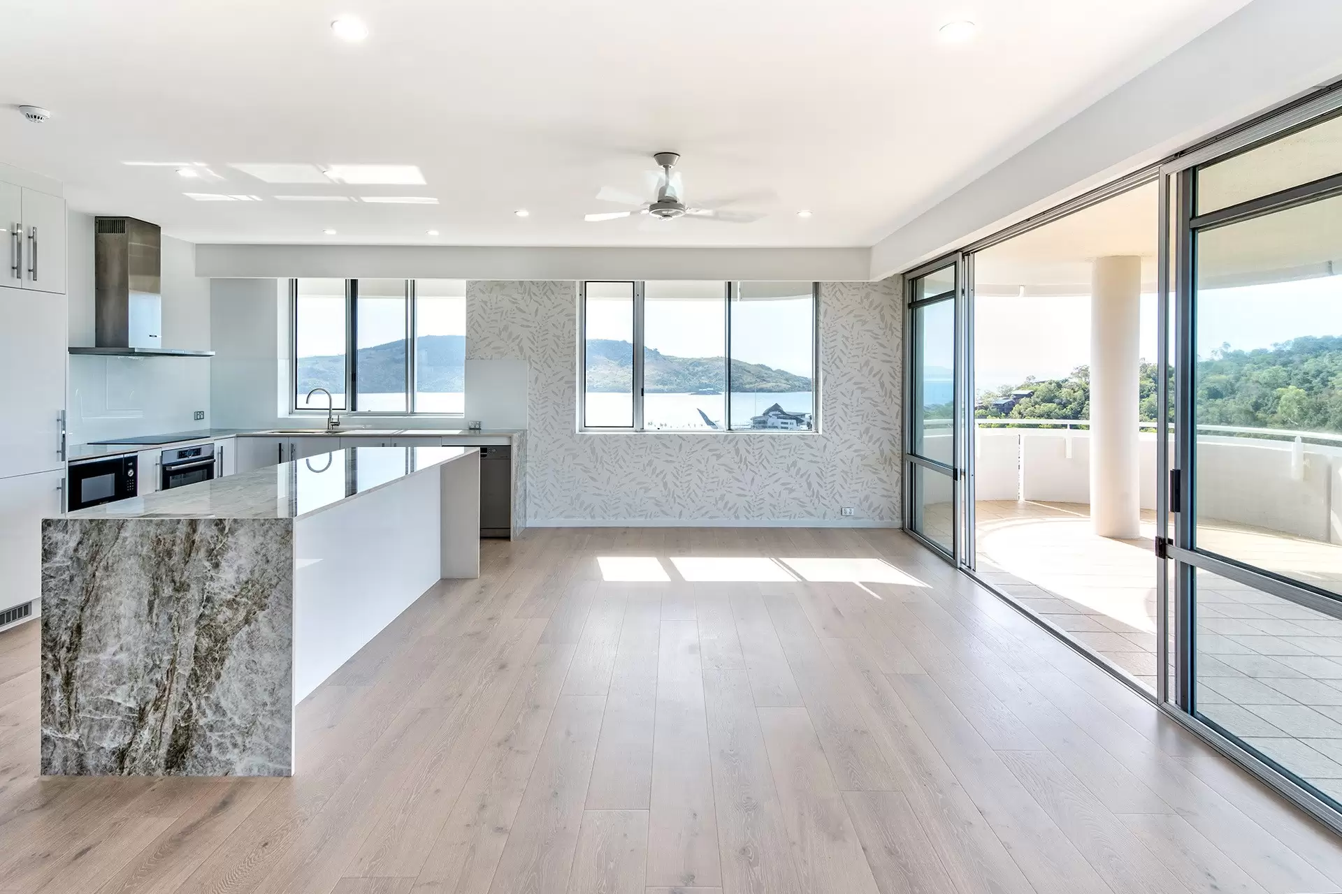 7/1 Marina Drive, Hamilton Island Sold by  - image 1
