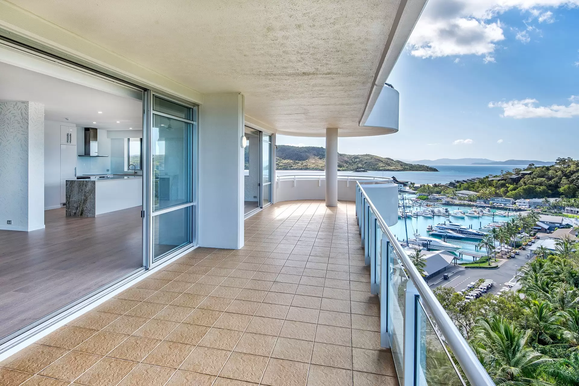 7/1 Marina Drive, Hamilton Island Sold by Queensland Sotheby's International Realty - image 1