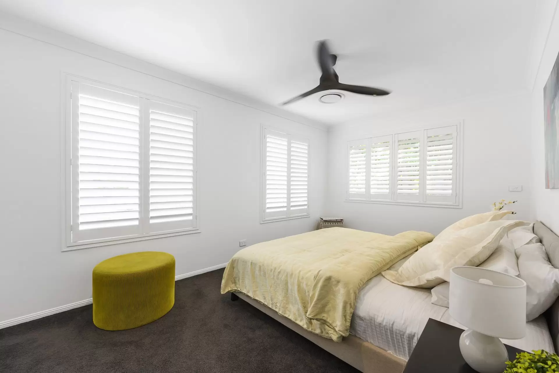 1/25 Charlton Street, Southport Sold by Queensland Sotheby's International Realty - image 1