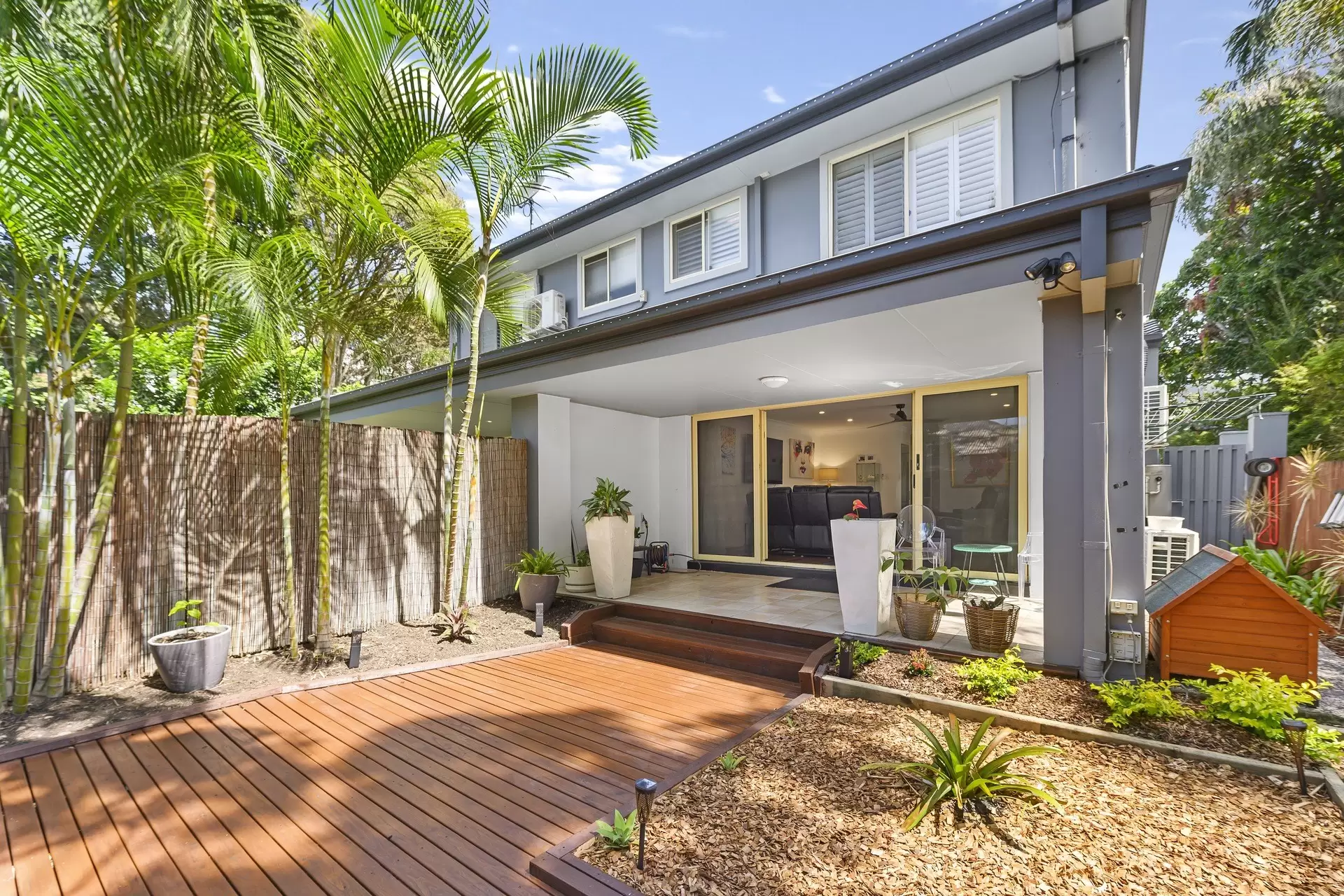 1/25 Charlton Street, Southport Sold by Queensland Sotheby's International Realty - image 1