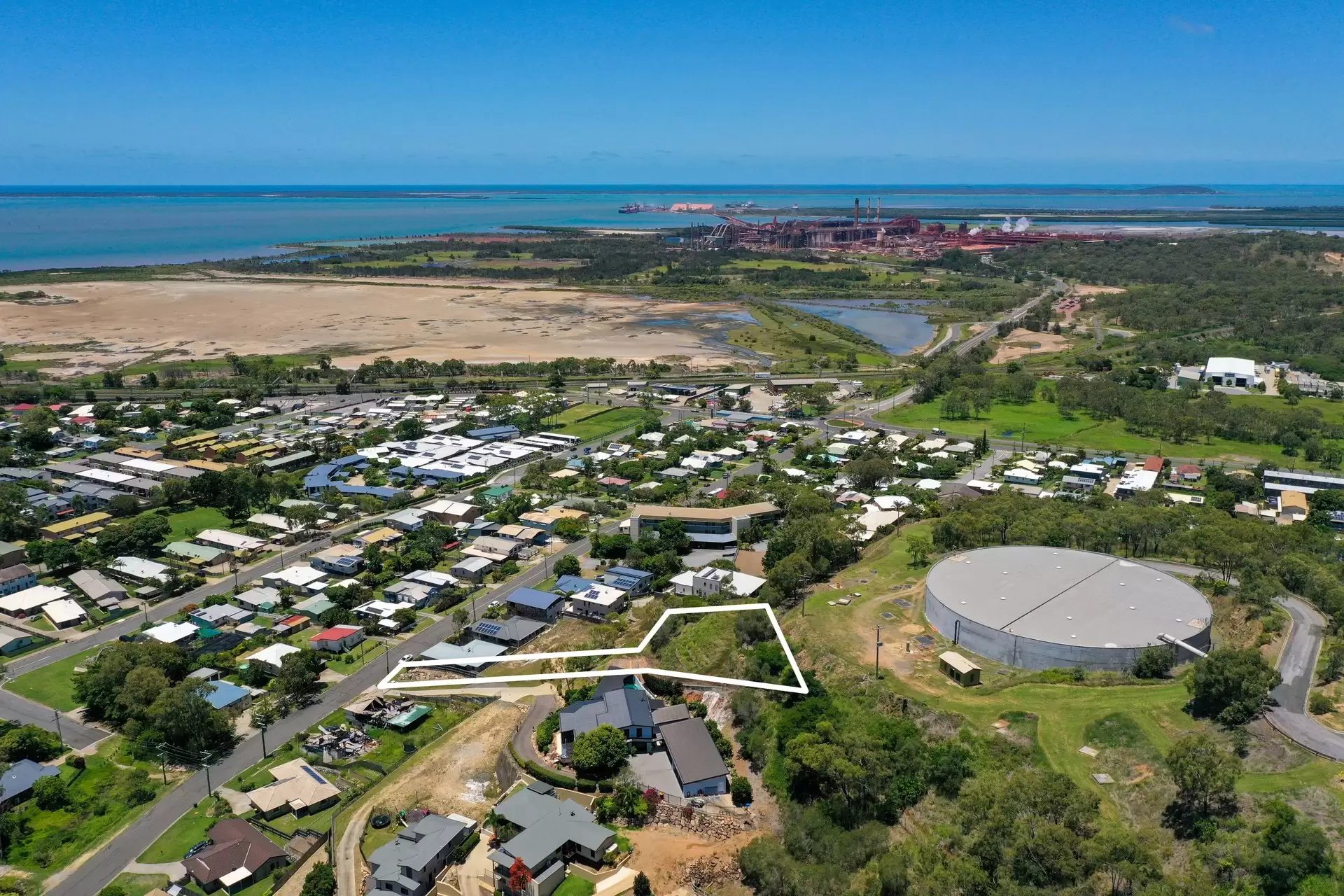 33 Agnes Street, South Gladstone Sold by  - image 1