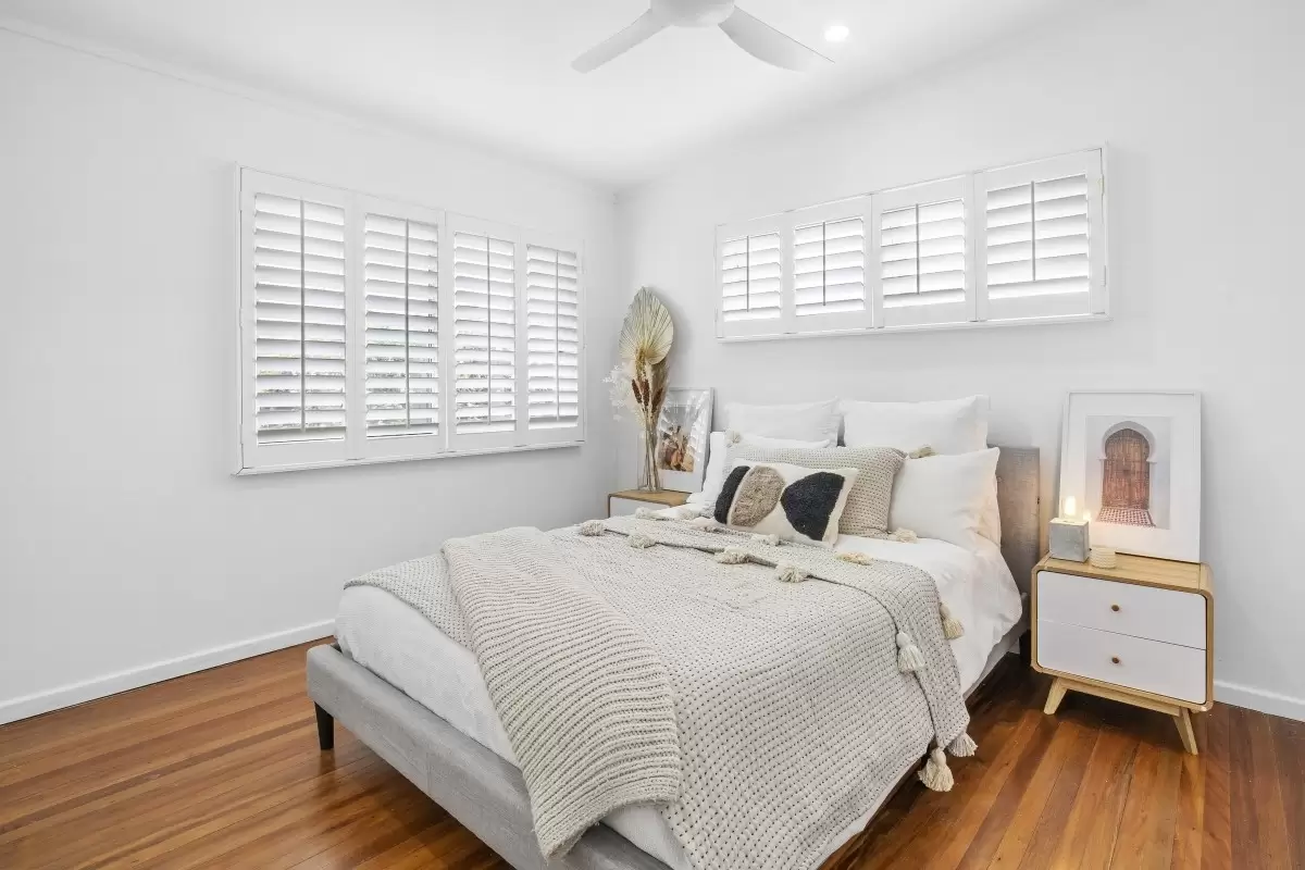 79 Savoy Drive, Broadbeach Waters Sold by Queensland Sotheby's International Realty - image 1