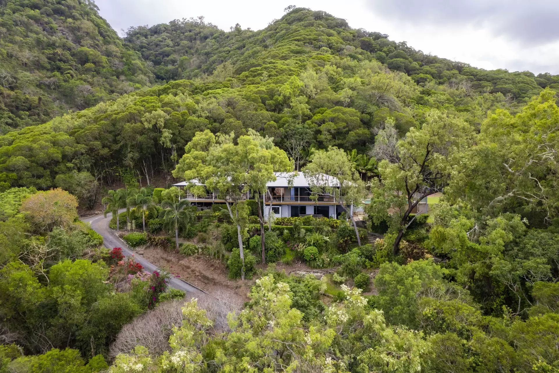300 Mowbray River Road, Mowbray Sold by Queensland Sotheby's International Realty - image 1