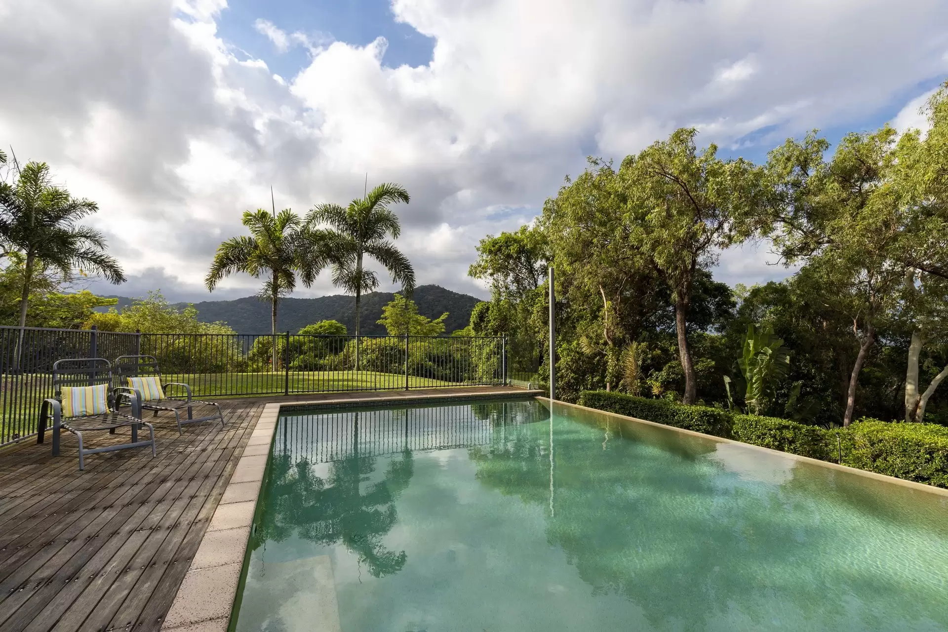 300 Mowbray River Road, Mowbray Sold by Queensland Sotheby's International Realty - image 1