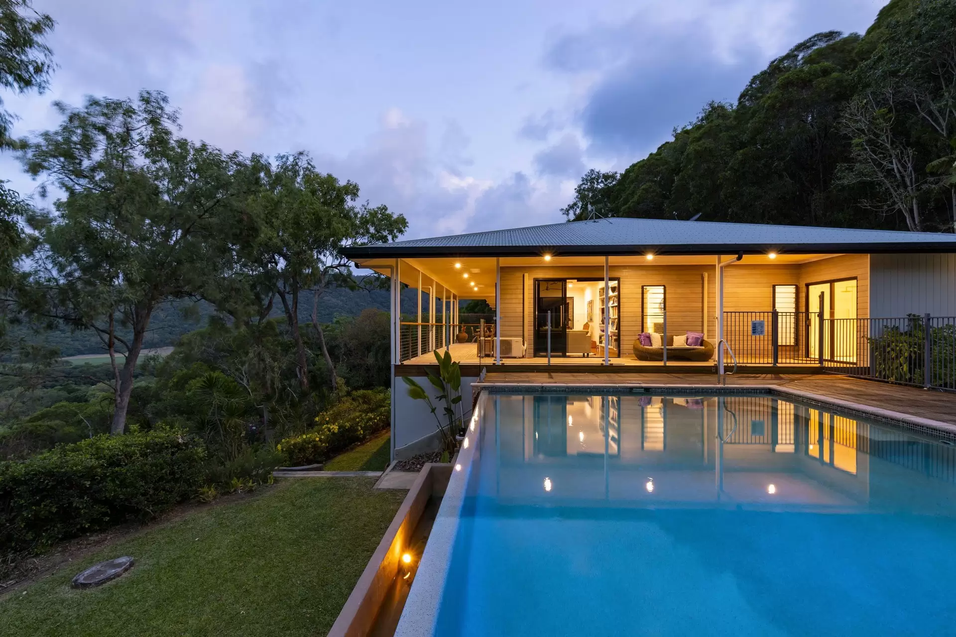 300 Mowbray River Road, Mowbray Sold by Queensland Sotheby's International Realty - image 1