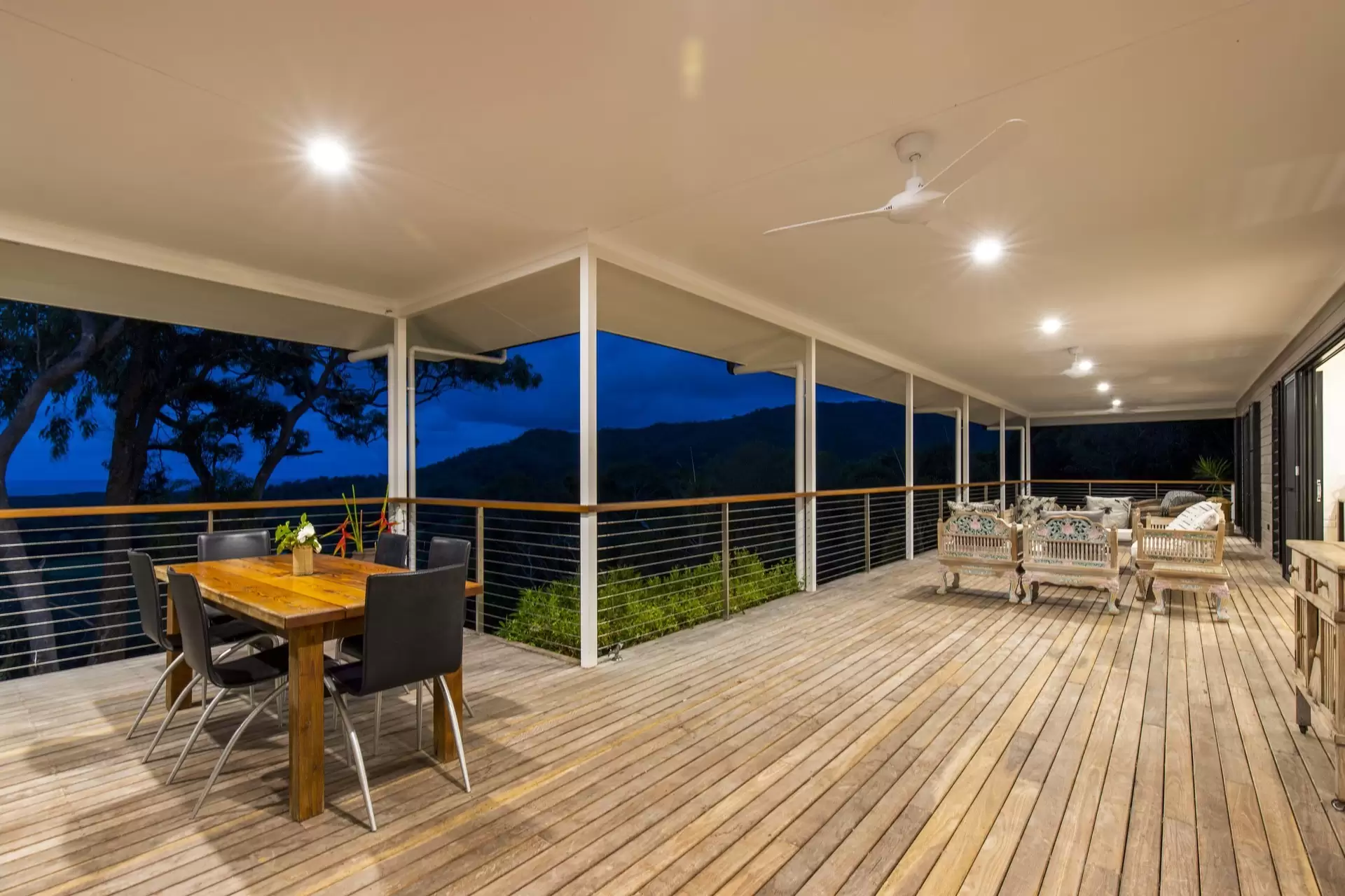 300 Mowbray River Road, Mowbray Sold by Queensland Sotheby's International Realty - image 1