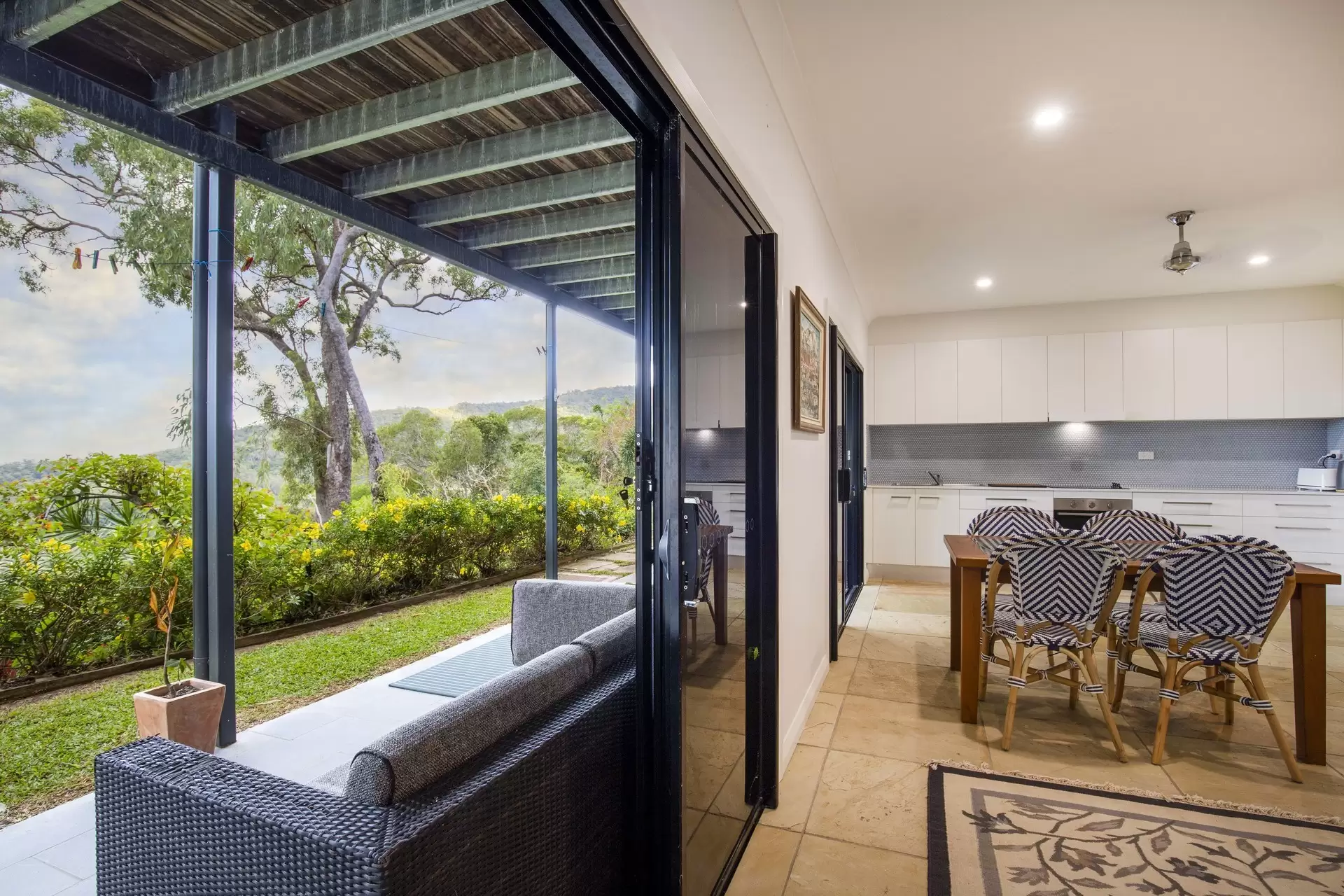 300 Mowbray River Road, Mowbray Sold by Queensland Sotheby's International Realty - image 1