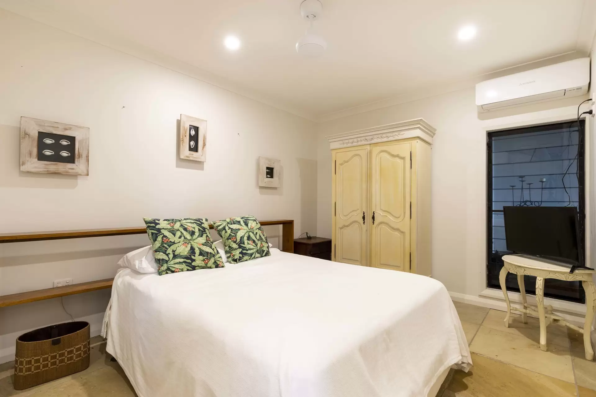 300 Mowbray River Road, Mowbray Sold by Queensland Sotheby's International Realty - image 1