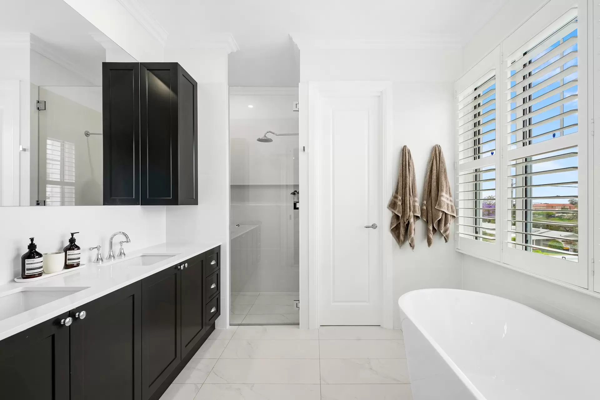 21 Oxford Street, Nundah Sold by Queensland Sotheby's International Realty - image 1