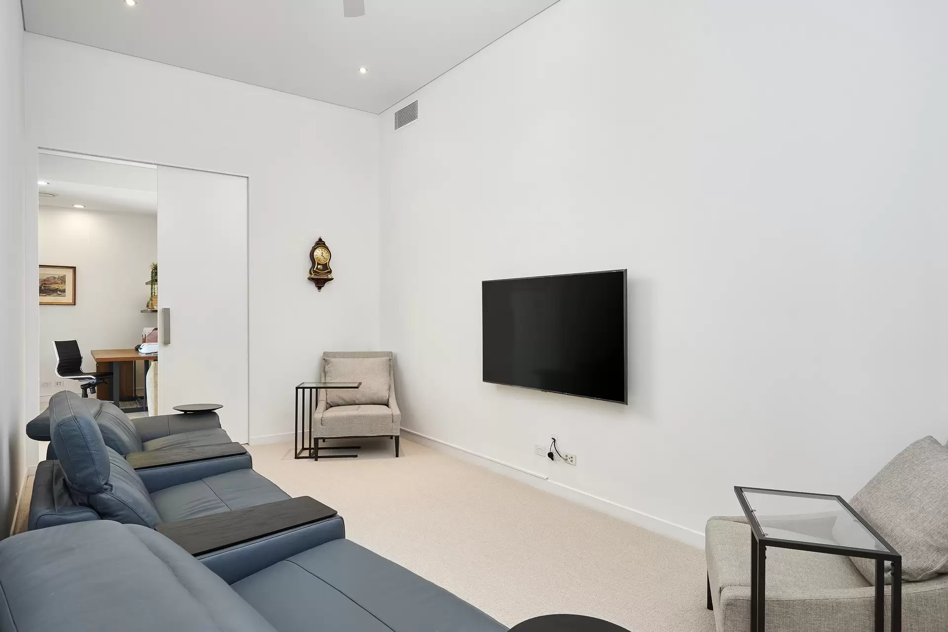 3602/4 Marina Promenade, Paradise Point Sold by Queensland Sotheby's International Realty - image 1