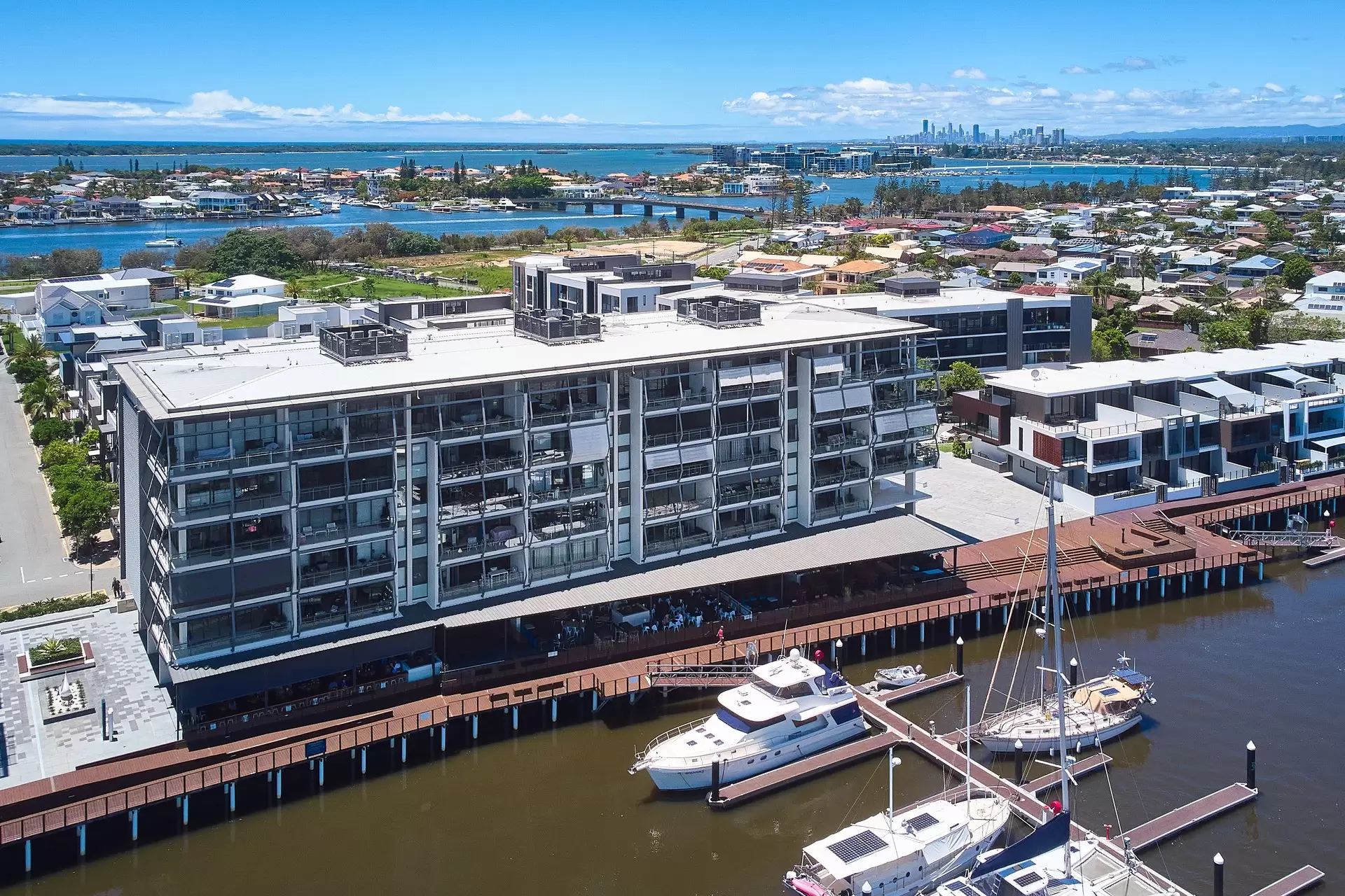 3602/4 Marina Promenade, Paradise Point Sold by Queensland Sotheby's International Realty - image 1