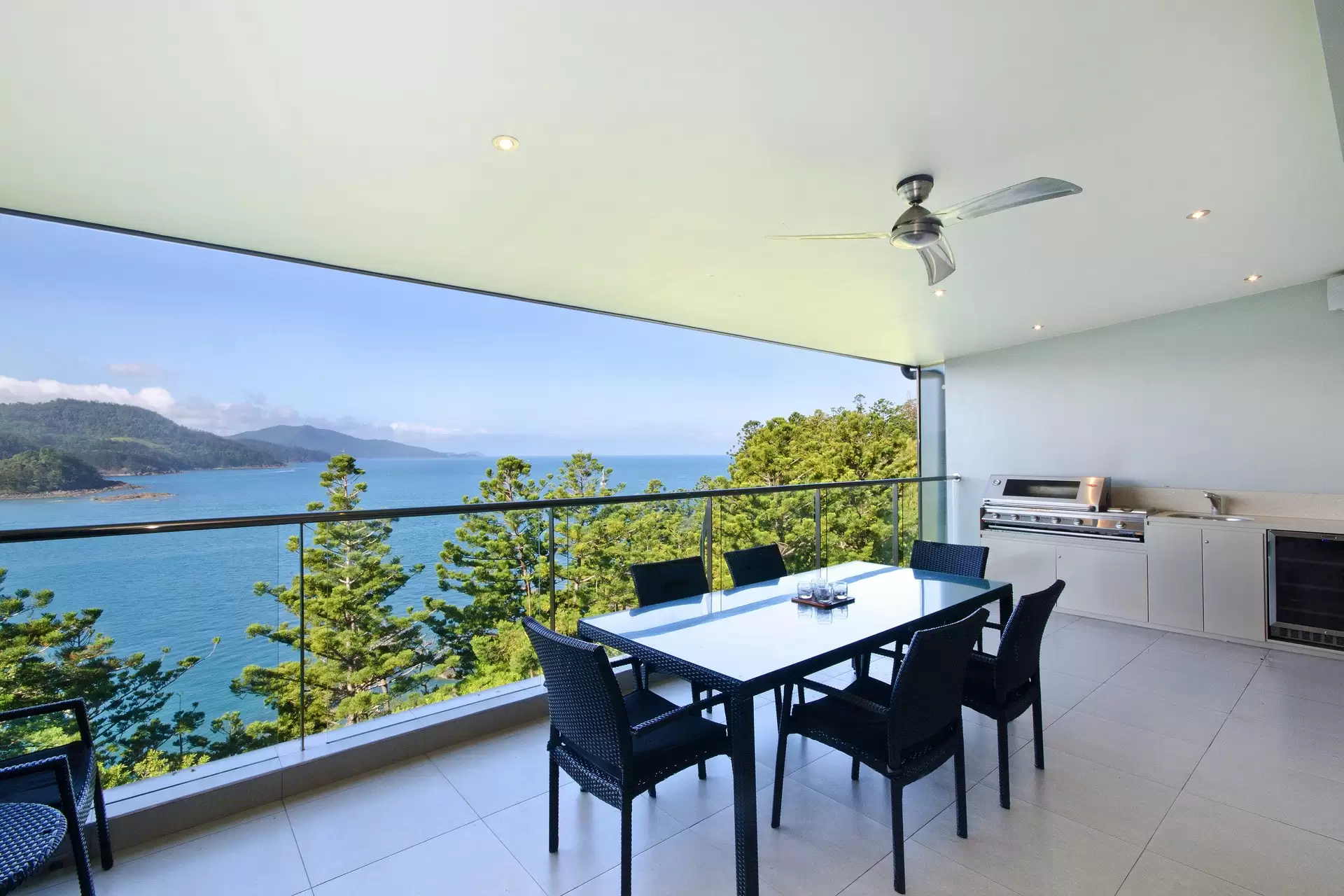2/2 Coral Sea Avenue, Hamilton Island Sold by  - image 1