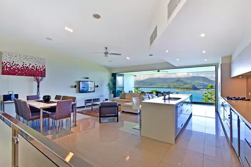 2/2 Coral Sea Avenue, Hamilton Island Sold by 