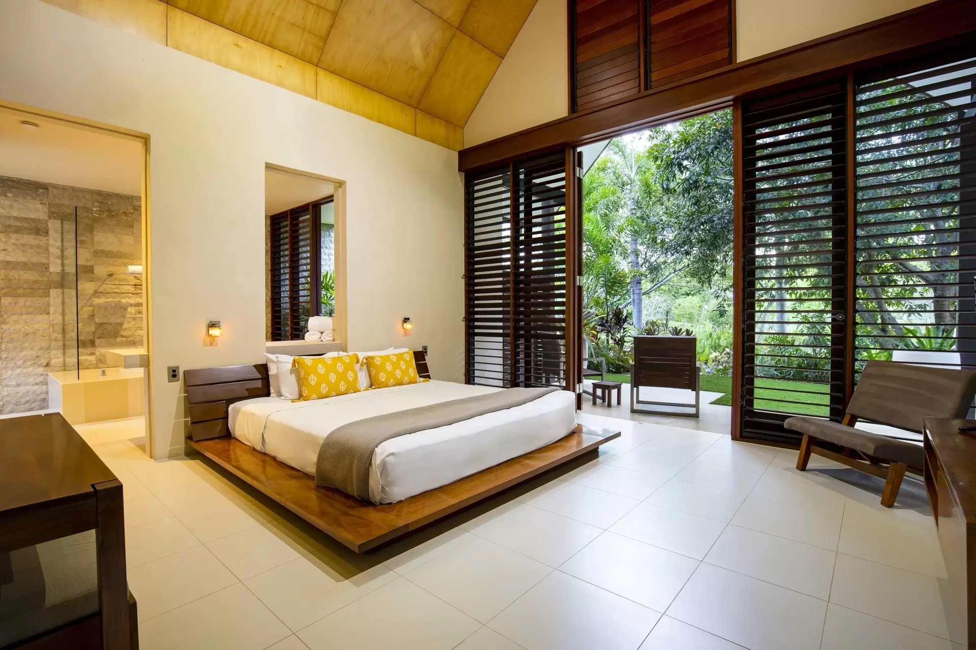 44 Bale Drive, Port Douglas Sold by Queensland Sotheby's International Realty - image 1