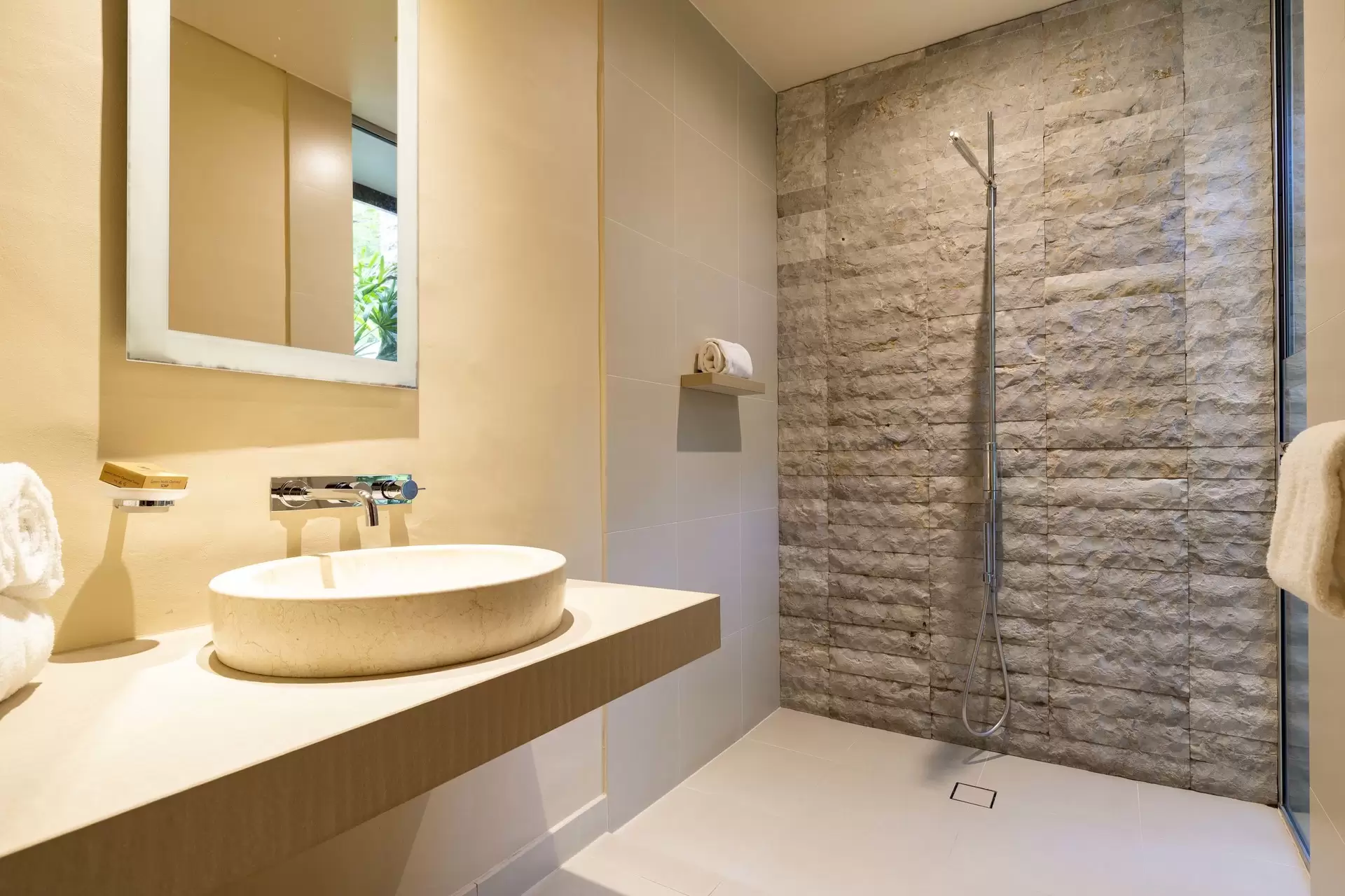 44 Bale Drive, Port Douglas Sold by Queensland Sotheby's International Realty - image 1