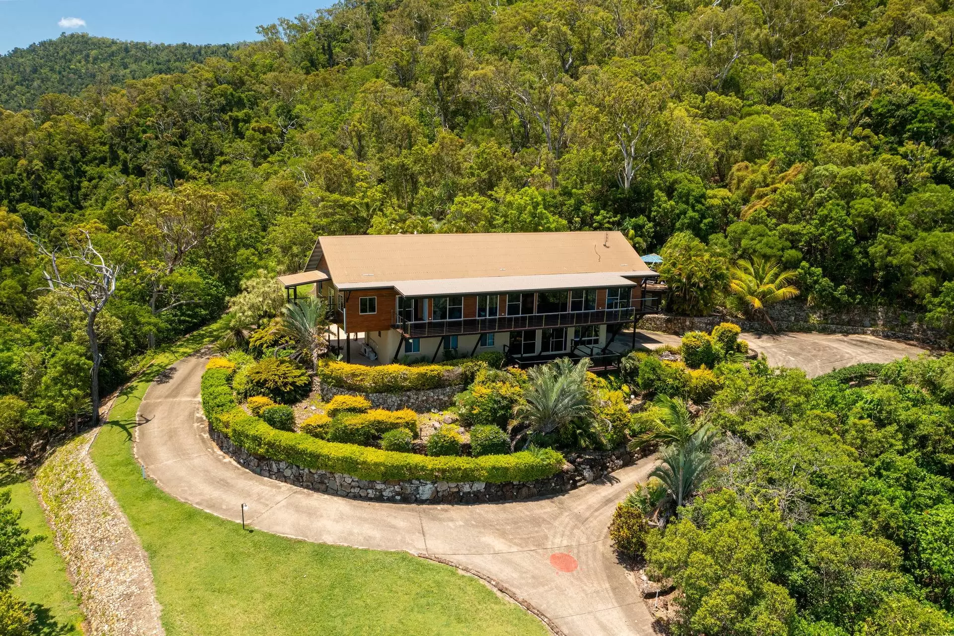 1165 Midge Point Road, Midge Point Sold by Queensland Sotheby's International Realty - image 1