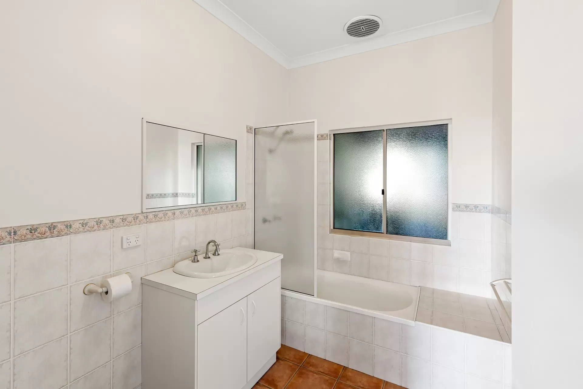 1165 Midge Point Road, Midge Point Sold by Queensland Sotheby's International Realty - image 1