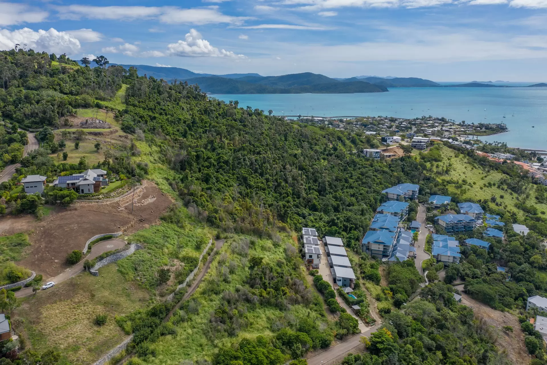 10 Bottletree Close, Airlie Beach Sold by Queensland Sotheby's International Realty - image 1