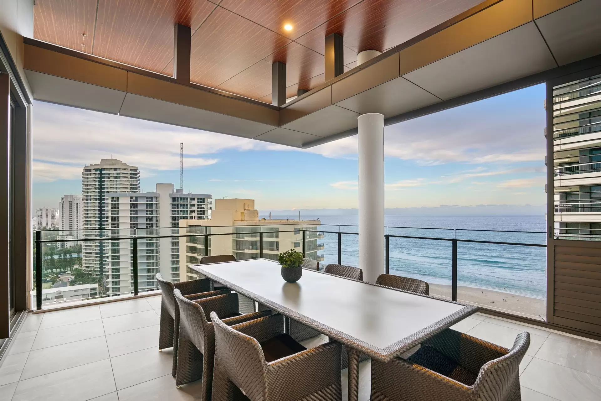 1601/5 Pacific Street, Main Beach Sold by Queensland Sotheby's International Realty - image 1