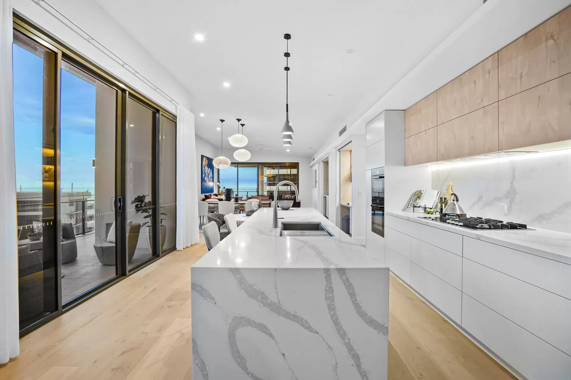 1601/5 Pacific Street, Main Beach Sold by Queensland Sotheby's International Realty - image 1