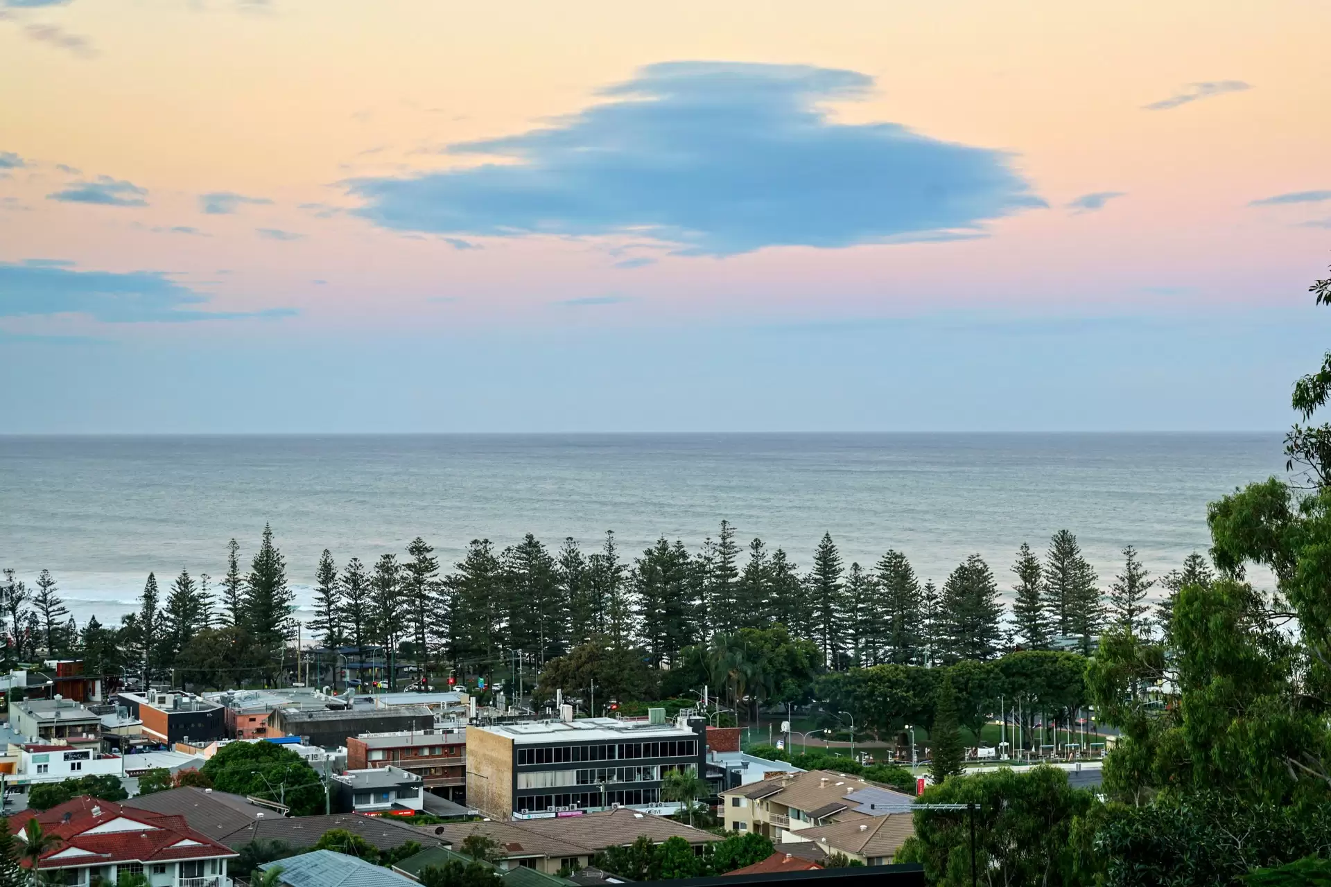 30 Mount Street, Burleigh Heads Sold by Queensland Sotheby's International Realty - image 1