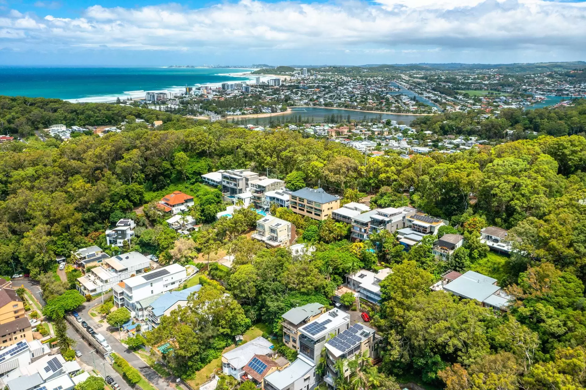 30 Mount Street, Burleigh Heads Sold by Queensland Sotheby's International Realty - image 1