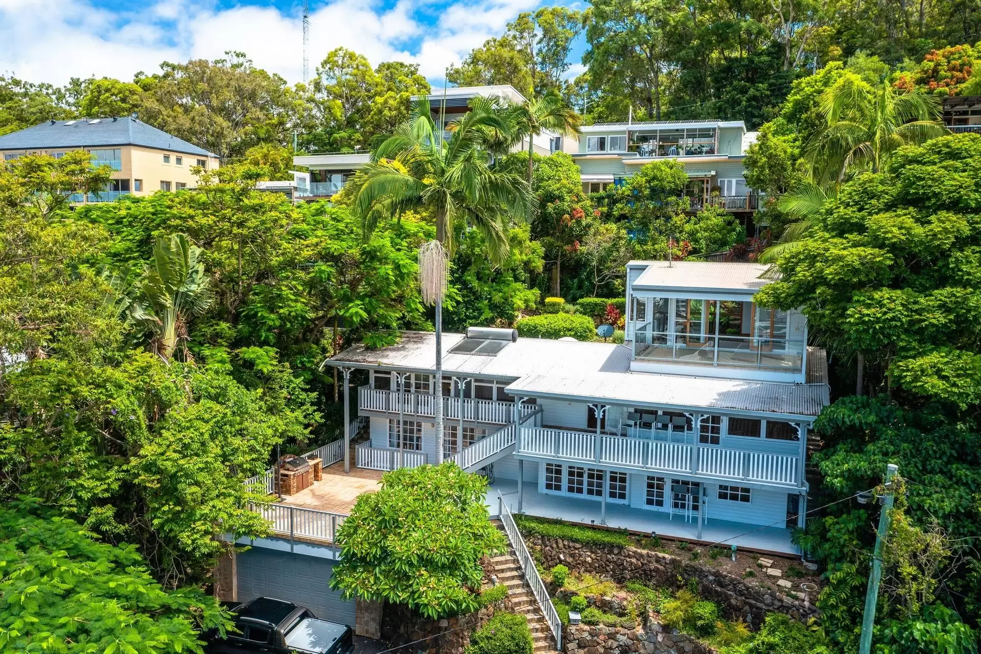 30 Mount Street, Burleigh Heads Sold by Queensland Sotheby's International Realty - image 1