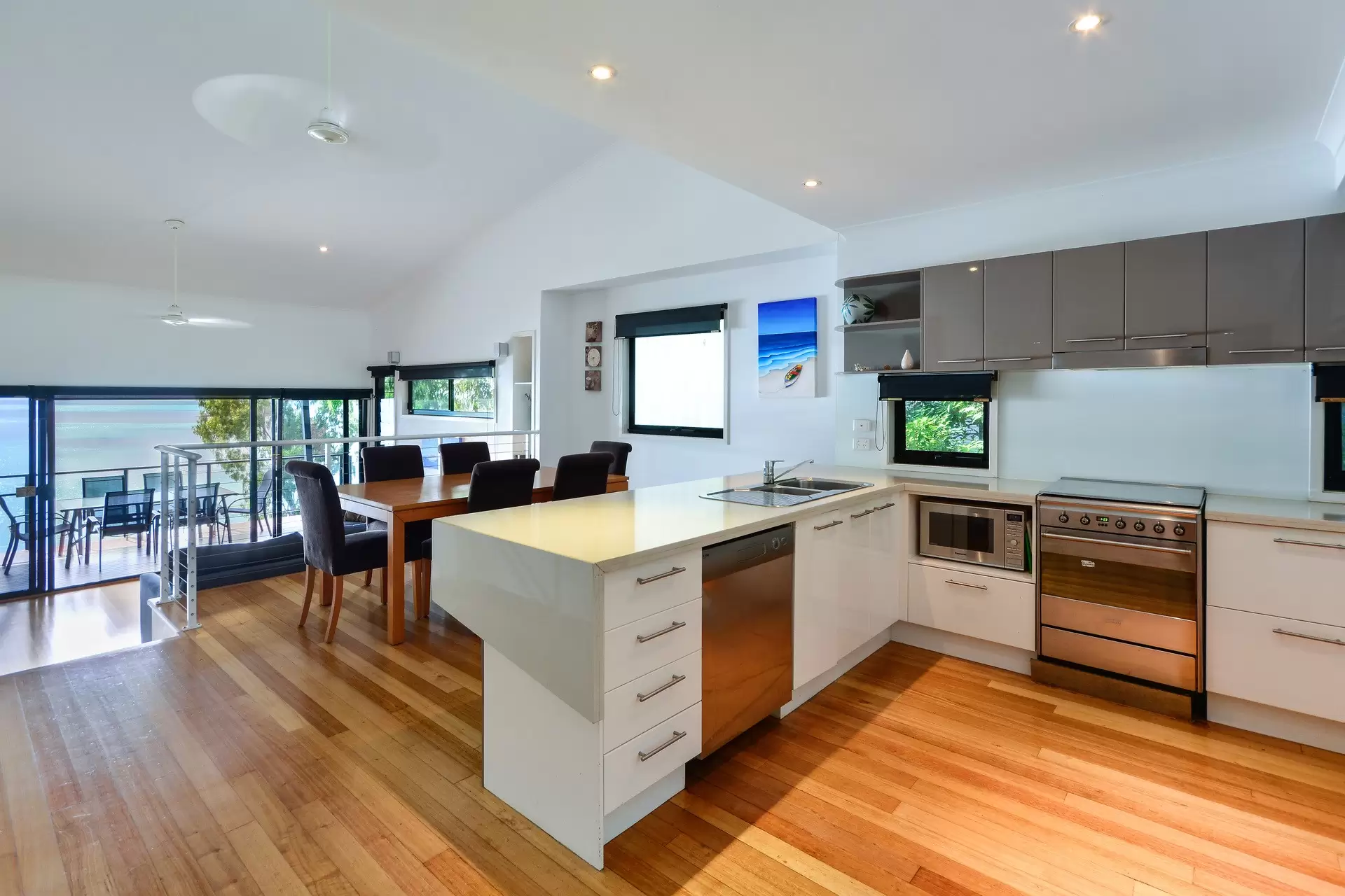 5 Acacia Drive, Hamilton Island Sold by Queensland Sotheby's International Realty - image 1