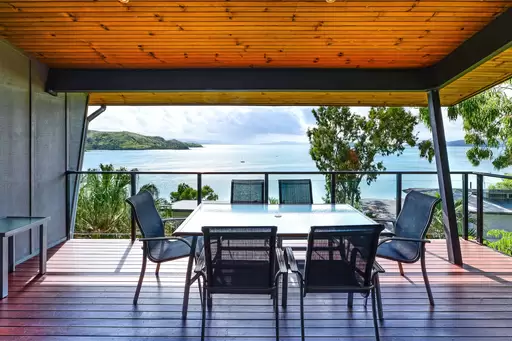5 Acacia Drive, Hamilton Island Sold by 