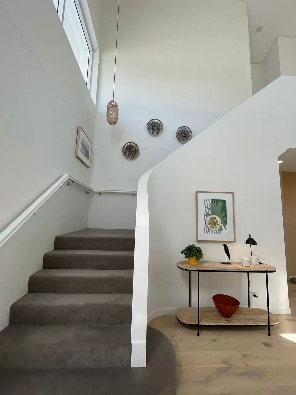 10/4-10 Escape Street, Port Douglas Sold by  - image 1