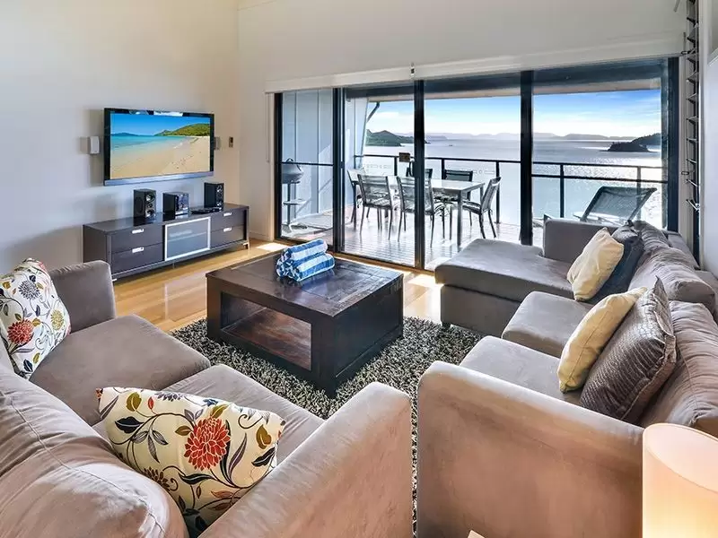 32/5 Acacia Drive, Hamilton Island Sold by Queensland Sotheby's International Realty - image 1