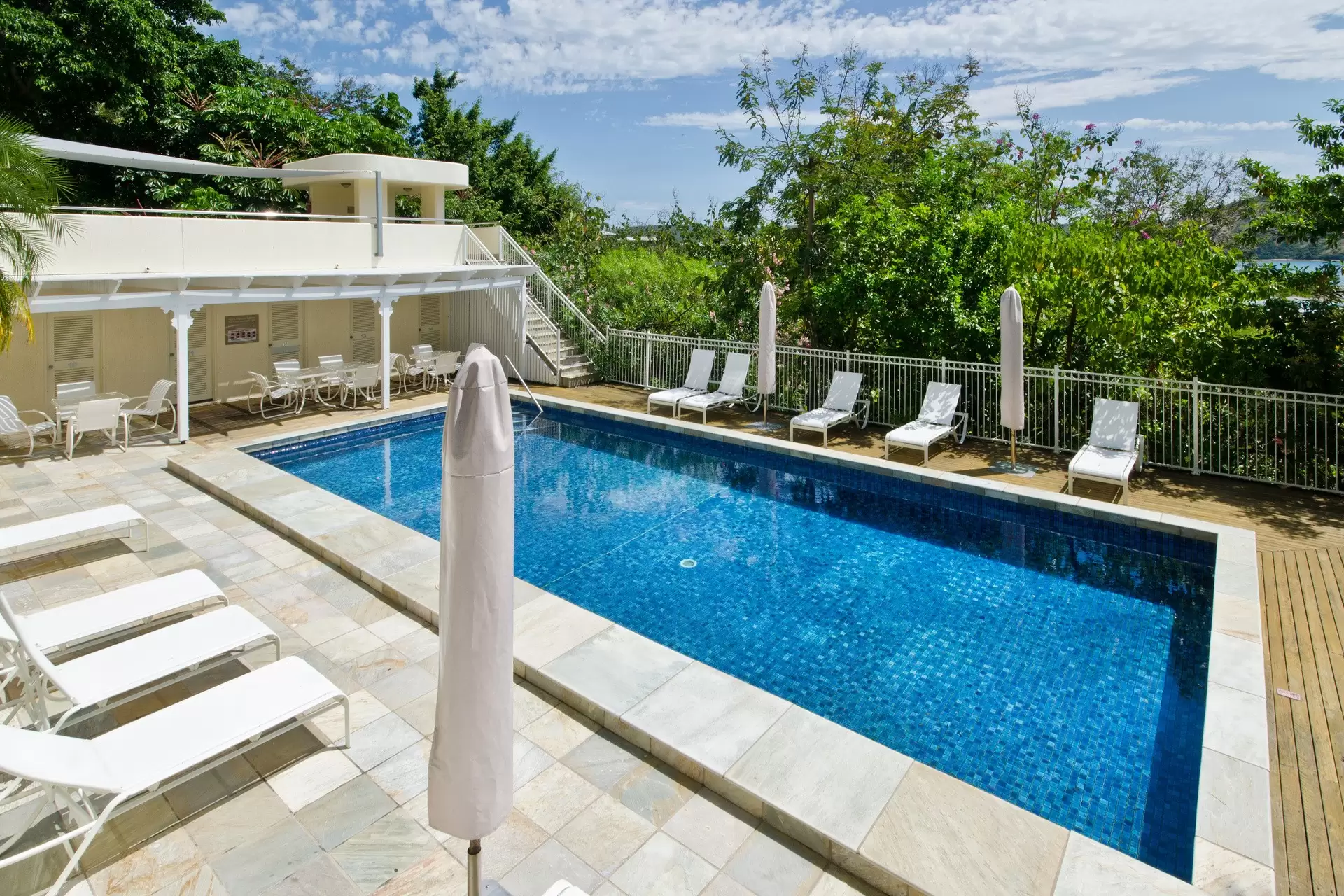 8/1 Marina Drive, Hamilton Island Sold by  - image 1