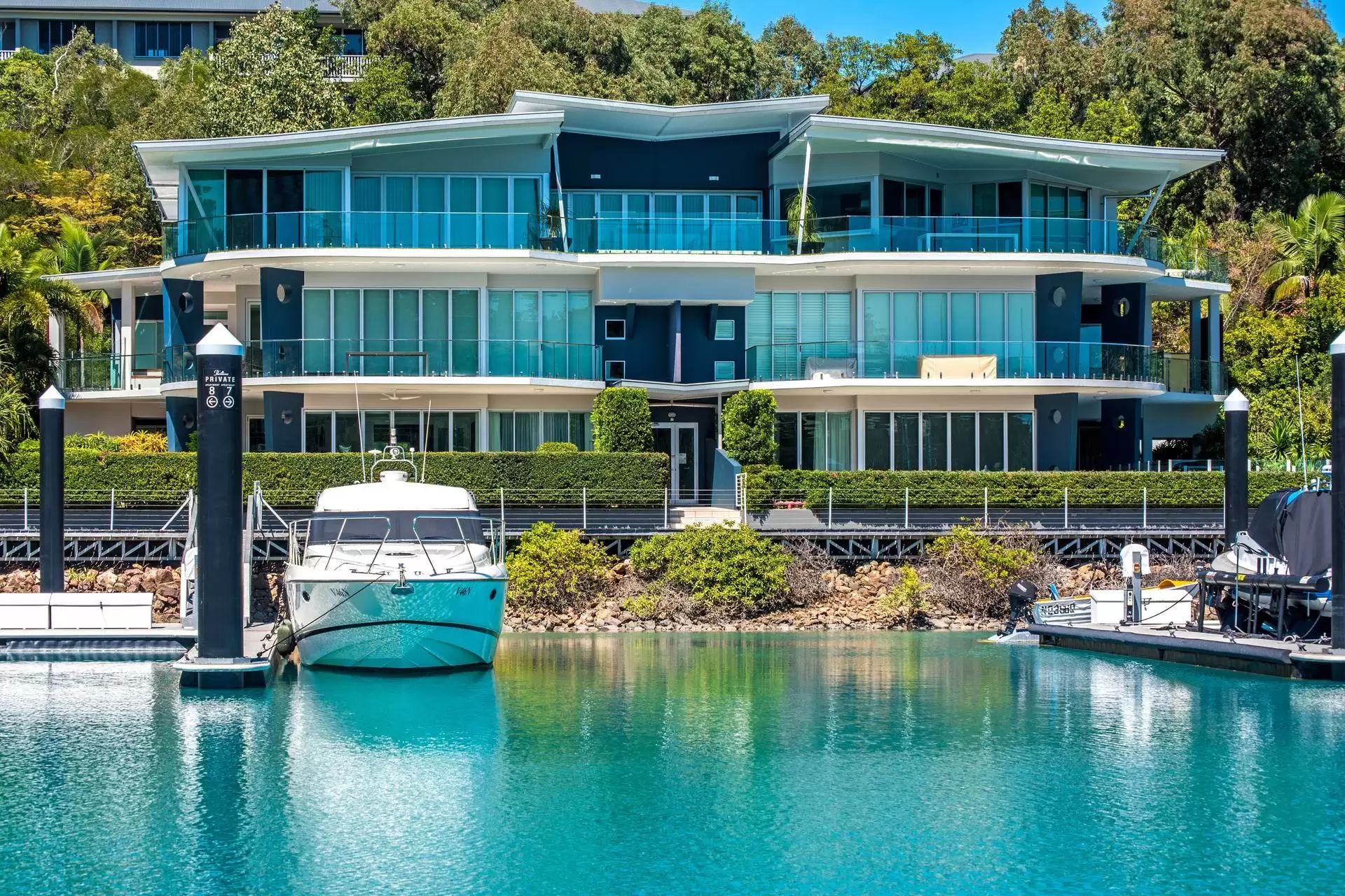 12/1 Airport Drive, Hamilton Island Sold by  - image 1