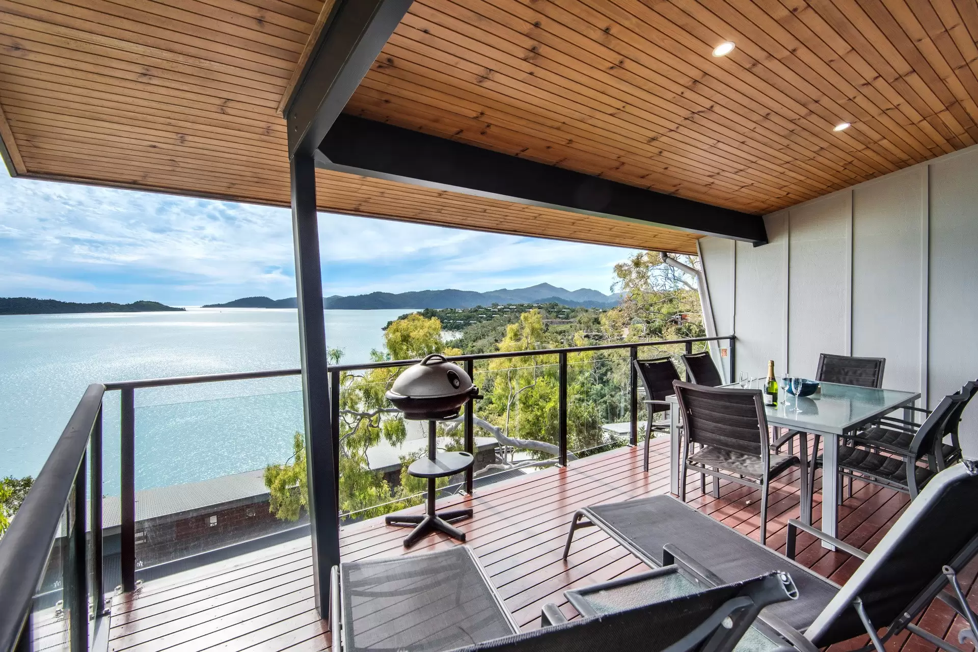 13/5 Acacia Drive, Hamilton Island Sold by Queensland Sotheby's International Realty - image 1