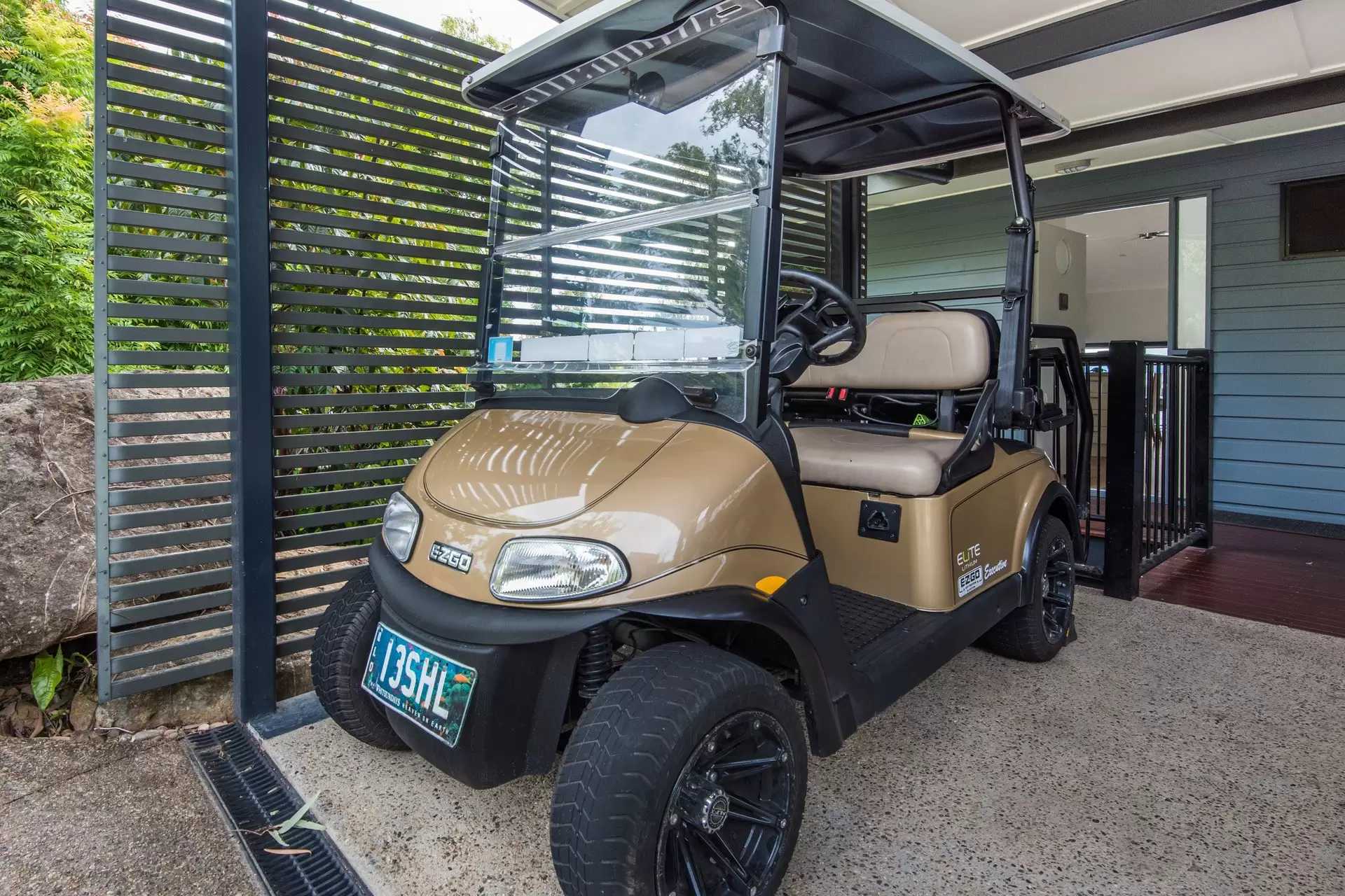13/5 Acacia Drive, Hamilton Island Sold by Queensland Sotheby's International Realty - image 1