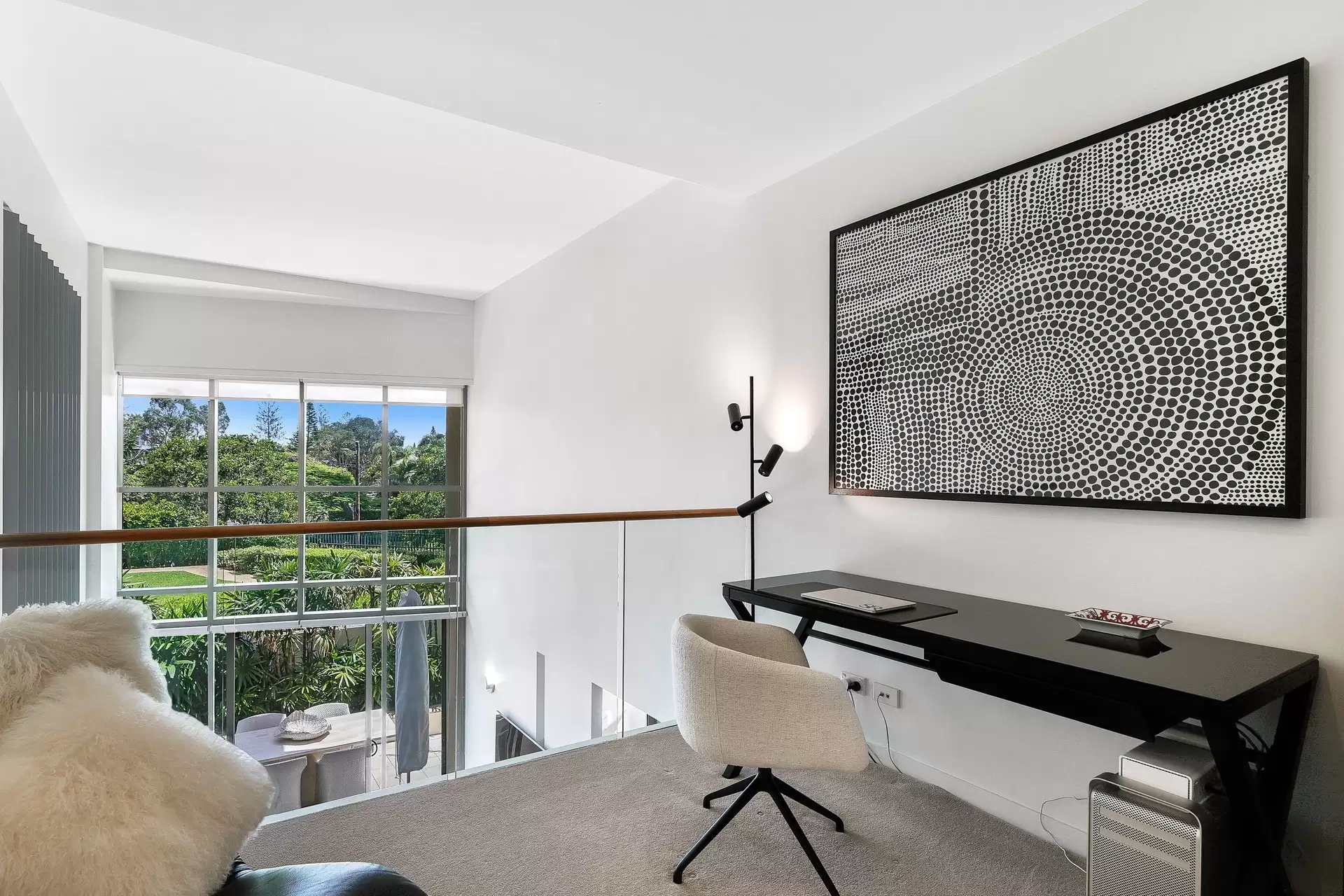 2002/1 Lennie Avenue, Main Beach Sold by Queensland Sotheby's International Realty - image 1