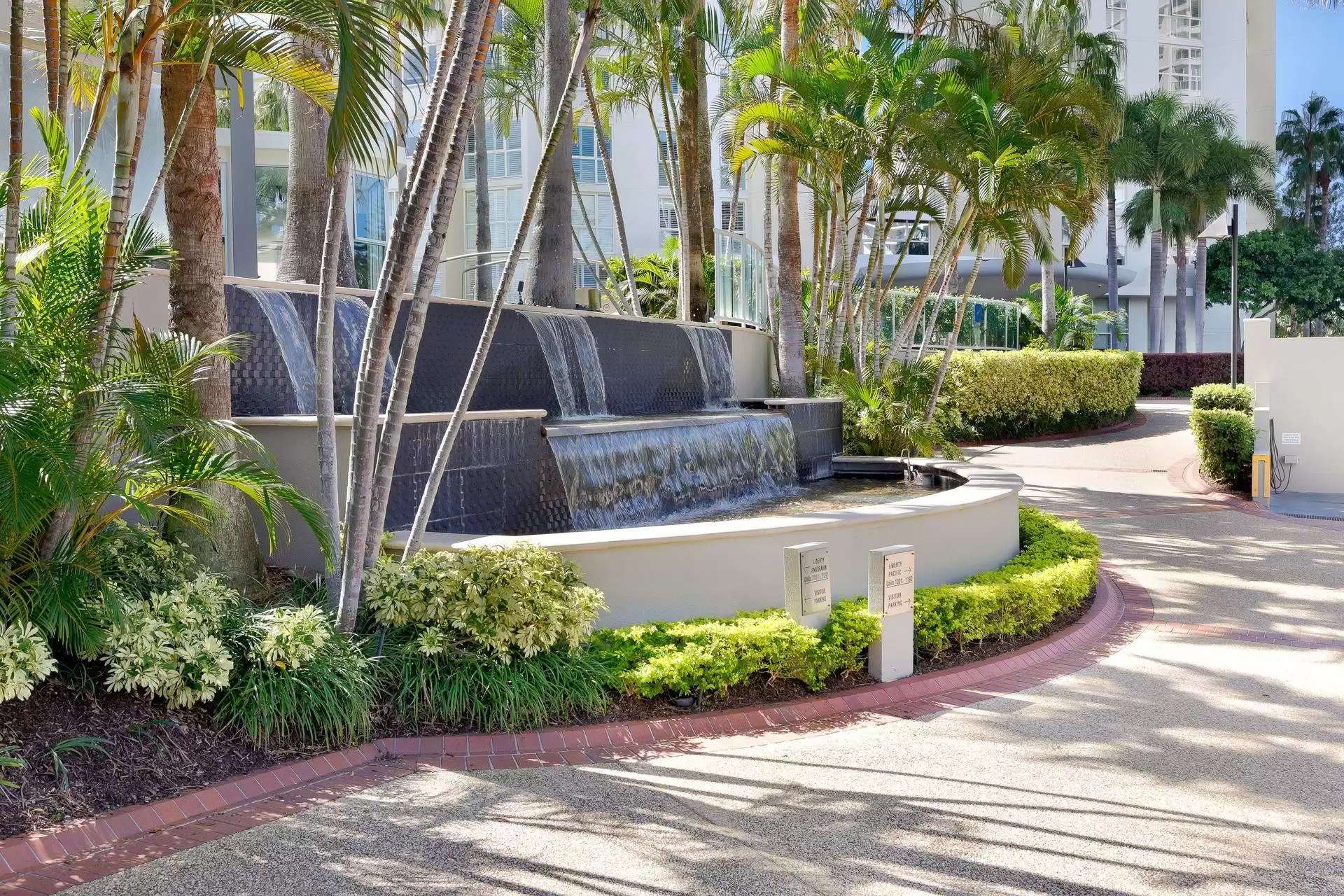 2002/1 Lennie Avenue, Main Beach Sold by Queensland Sotheby's International Realty - image 1